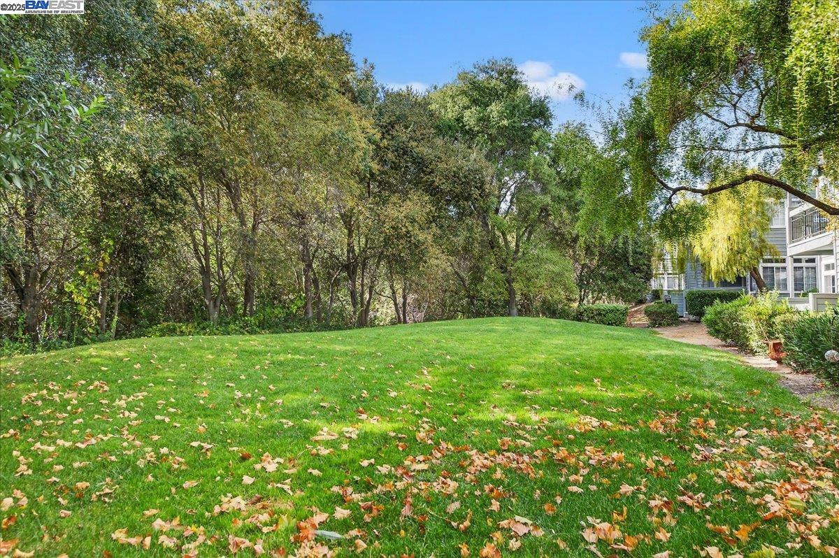 Detail Gallery Image 25 of 32 For 7875 Canyon Meadow Cir #C,  Pleasanton,  CA 94588 - 2 Beds | 2 Baths