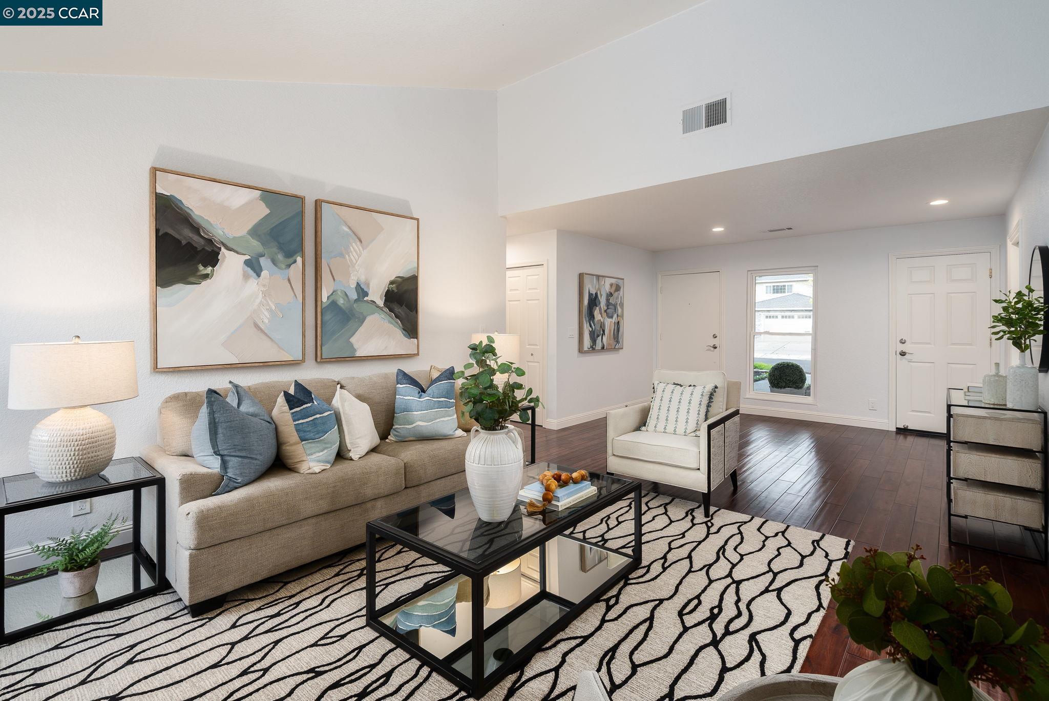 Detail Gallery Image 4 of 38 For 2828 Aptos Way, San Ramon,  CA 94583 - 4 Beds | 2 Baths