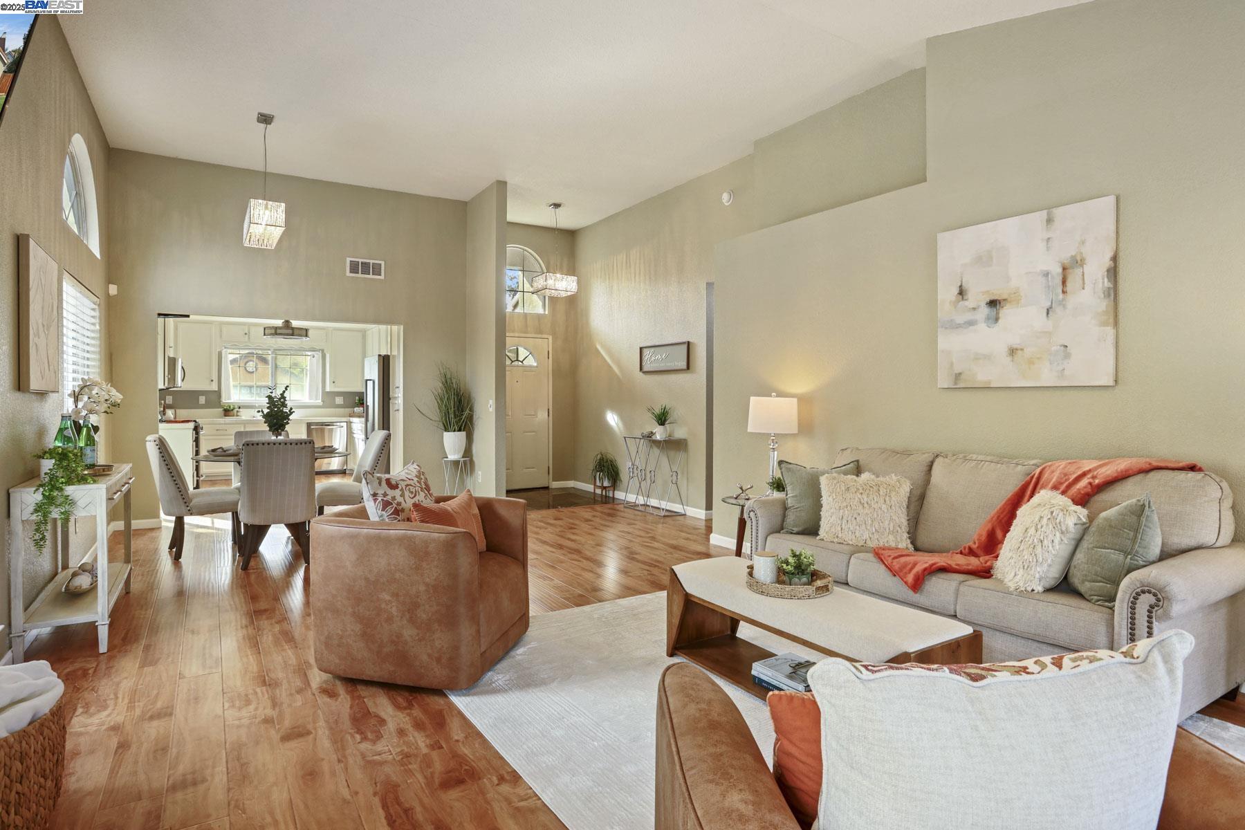 Detail Gallery Image 5 of 40 For 925 Gotland Ct, Tracy,  CA 95376 - 3 Beds | 2 Baths