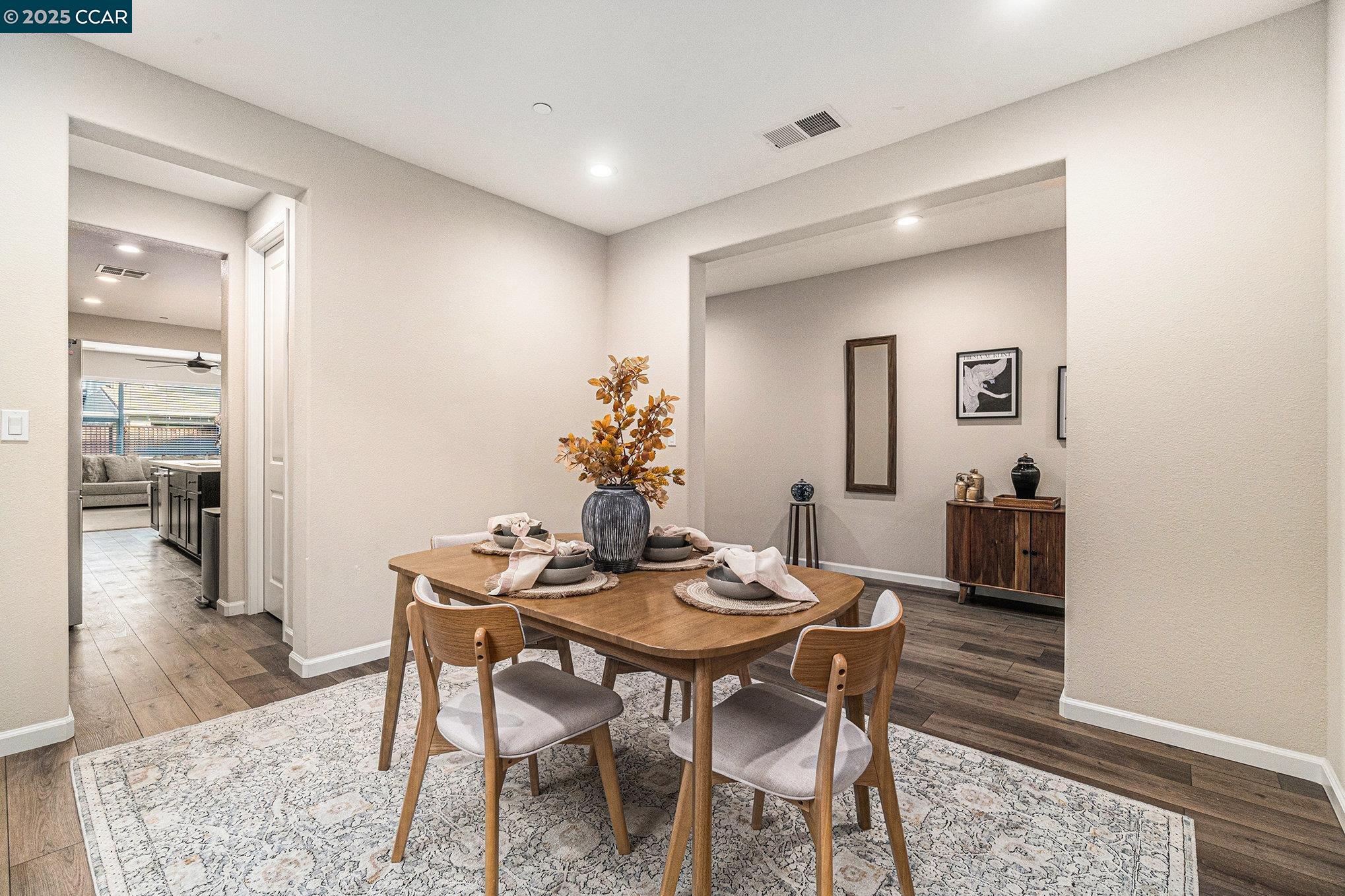 Detail Gallery Image 11 of 45 For 208 Littleton St, Oakley,  CA 94561 - 5 Beds | 4 Baths