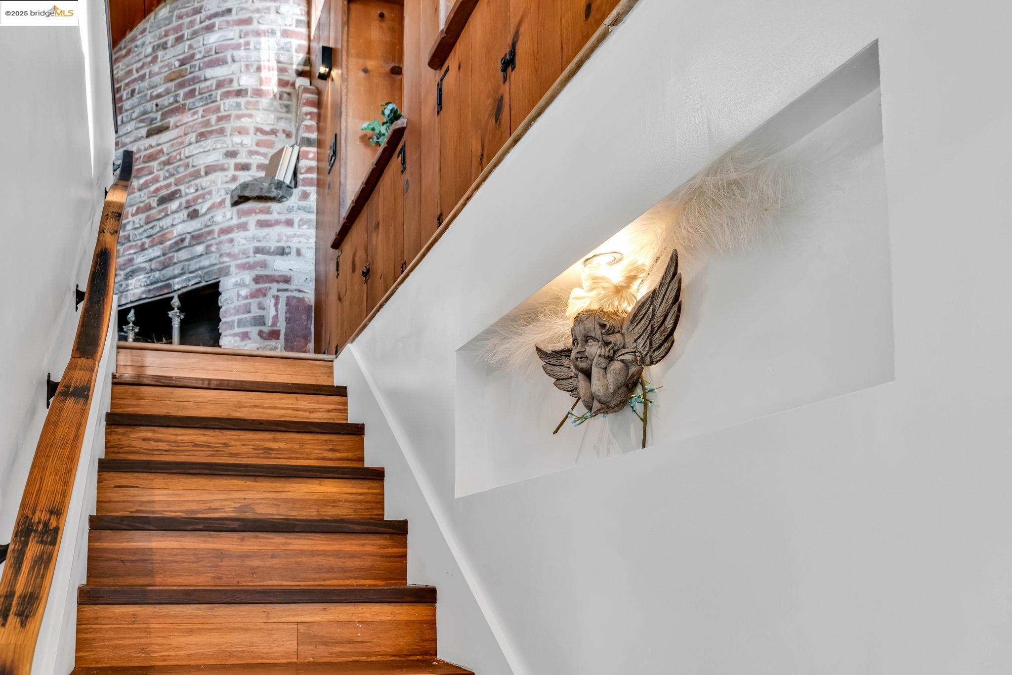 Detail Gallery Image 30 of 58 For 6141 Merriewood Dr, Oakland,  CA 94611 - 5 Beds | 4 Baths