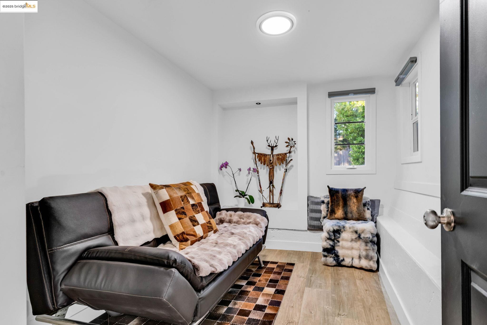 Detail Gallery Image 39 of 58 For 6141 Merriewood Dr, Oakland,  CA 94611 - 5 Beds | 4 Baths