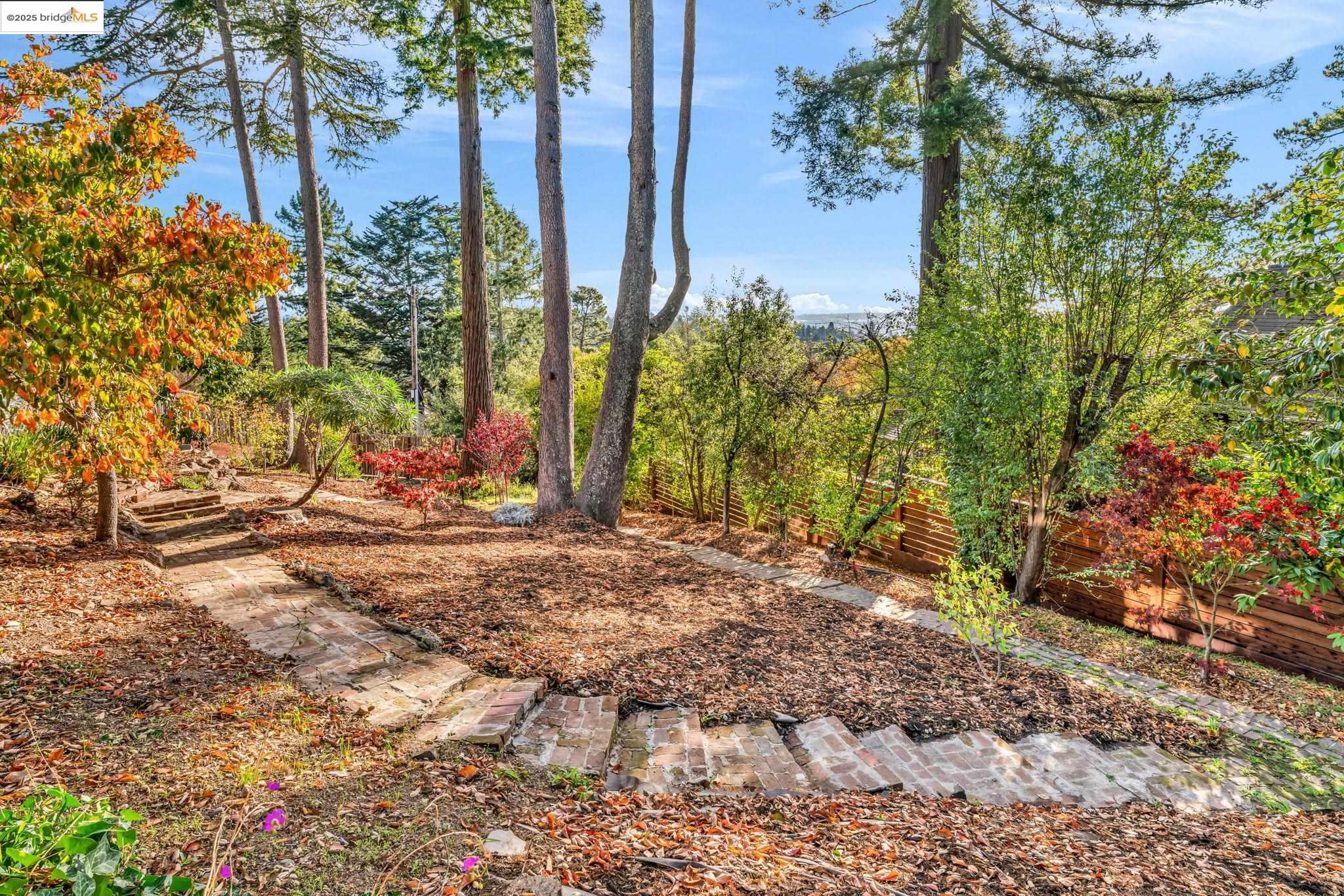 Detail Gallery Image 45 of 58 For 6141 Merriewood Dr, Oakland,  CA 94611 - 5 Beds | 4 Baths