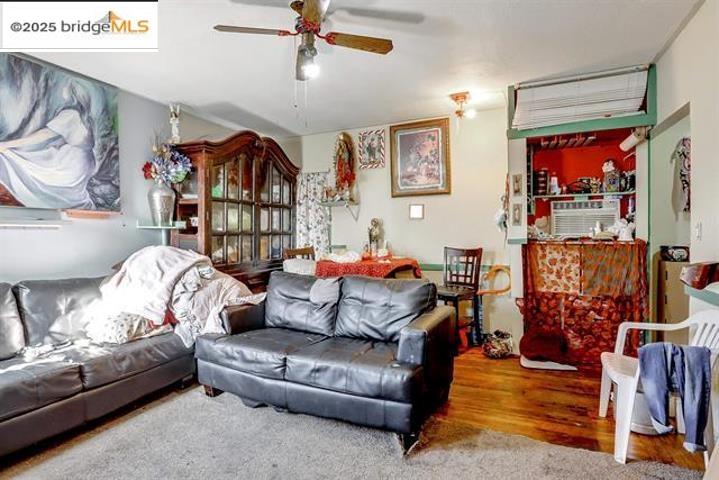 Detail Gallery Image 11 of 19 For 1993 38th Ave, Oakland,  CA 94601 - – Beds | – Baths