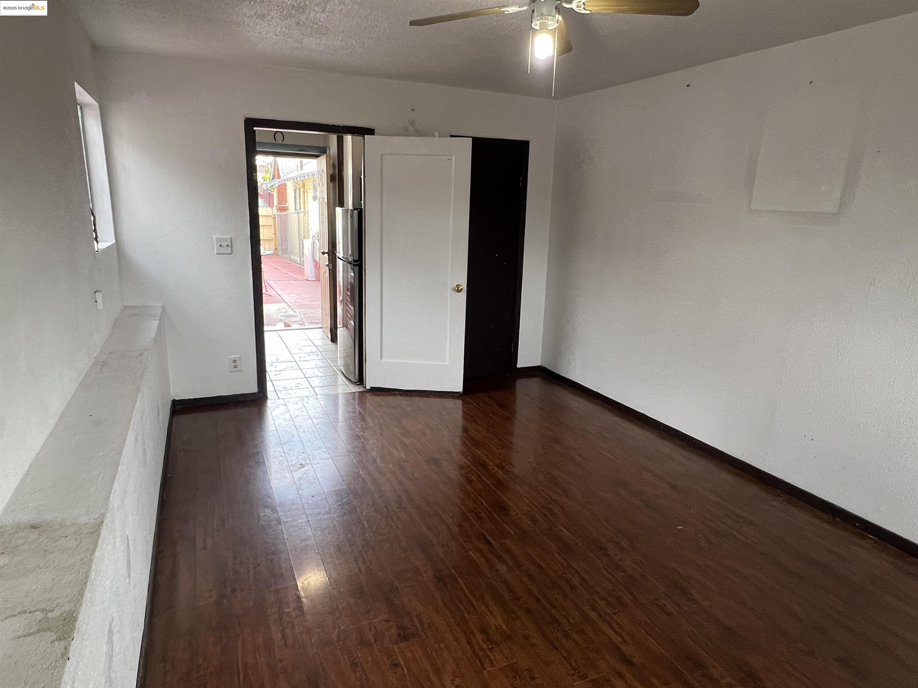 Detail Gallery Image 16 of 19 For 1993 38th Ave, Oakland,  CA 94601 - – Beds | – Baths