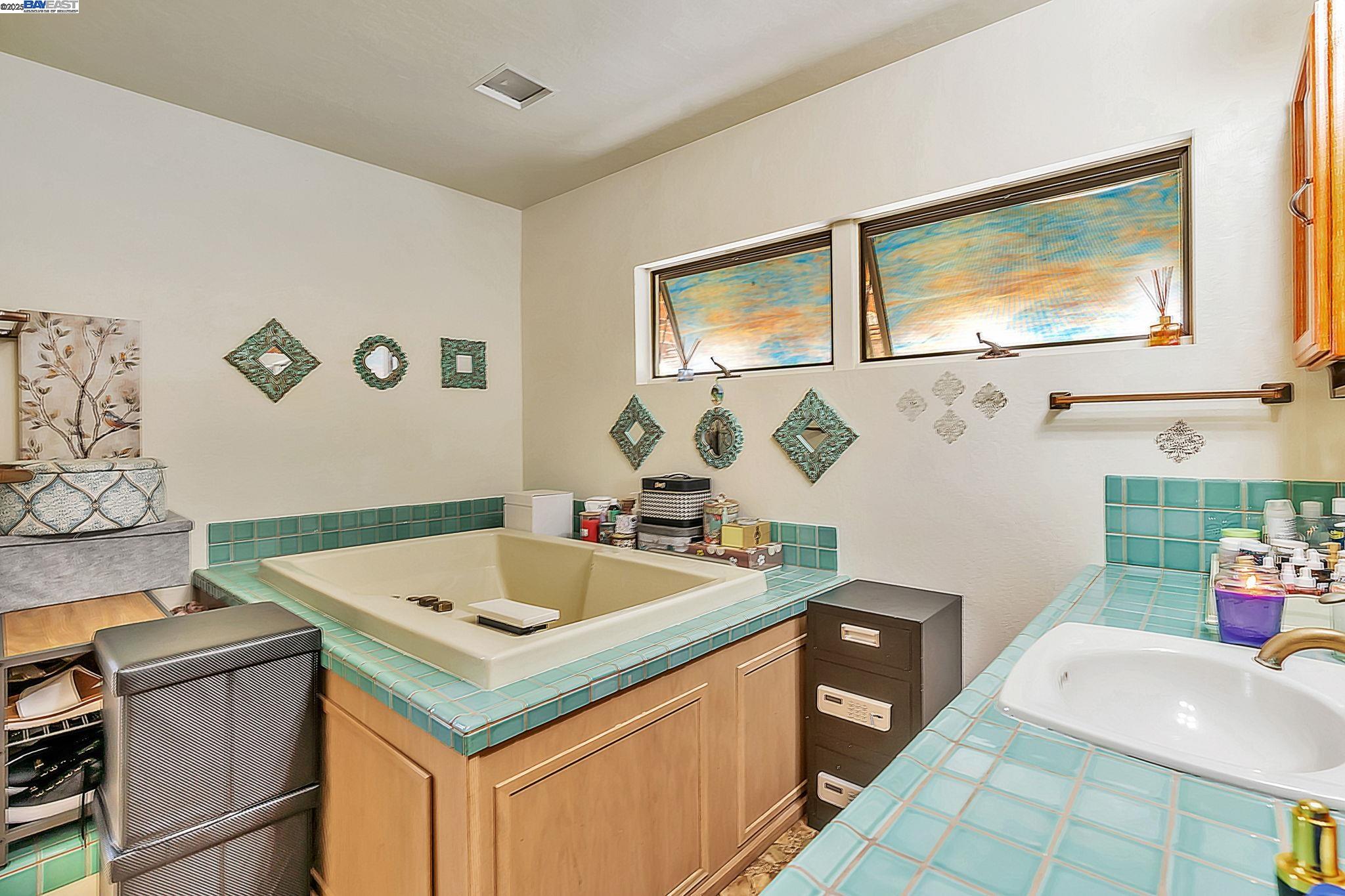 Detail Gallery Image 24 of 56 For 71 Taylor Pl, Bethel Island,  CA 94511 - 4 Beds | 2/1 Baths