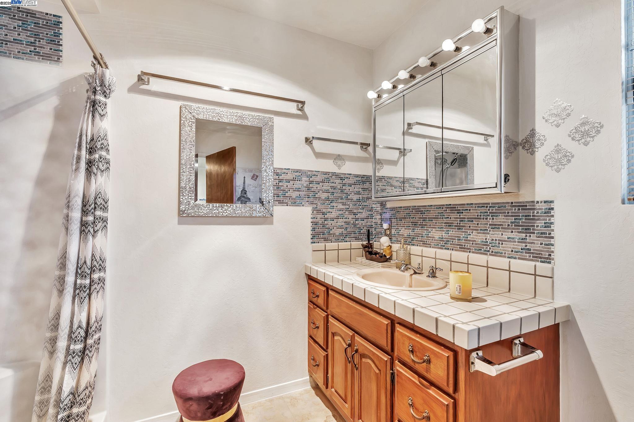 Detail Gallery Image 26 of 56 For 71 Taylor Pl, Bethel Island,  CA 94511 - 4 Beds | 2/1 Baths