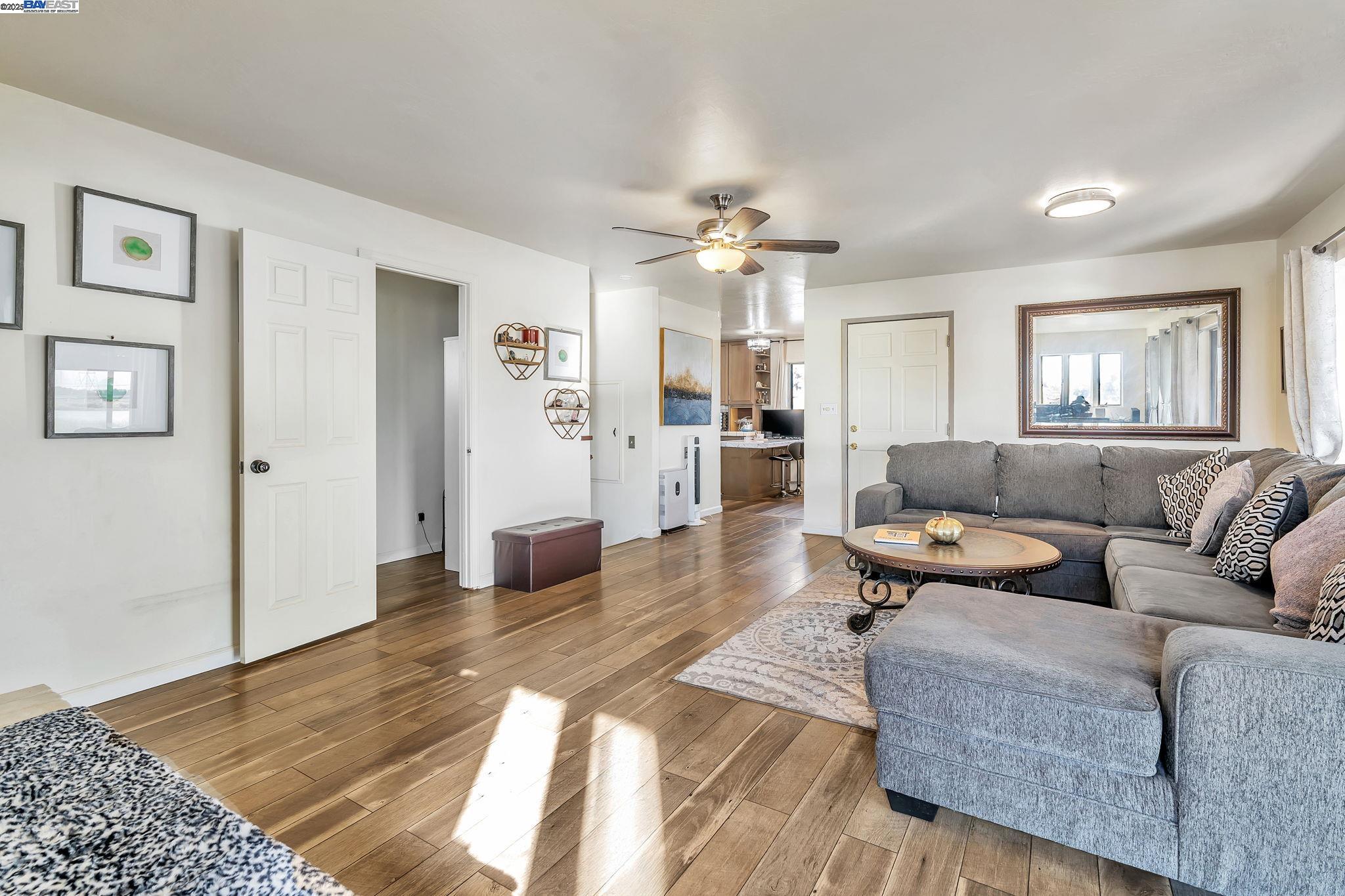 Detail Gallery Image 7 of 56 For 71 Taylor Pl, Bethel Island,  CA 94511 - 4 Beds | 2/1 Baths