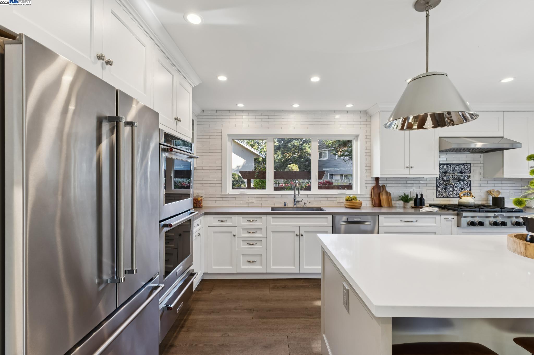 Detail Gallery Image 24 of 58 For 927 Fountain St, Alameda,  CA 94501 - 4 Beds | 3 Baths