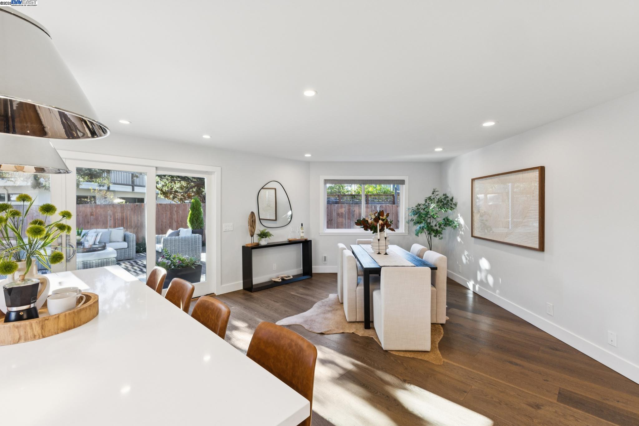 Detail Gallery Image 27 of 58 For 927 Fountain St, Alameda,  CA 94501 - 4 Beds | 3 Baths