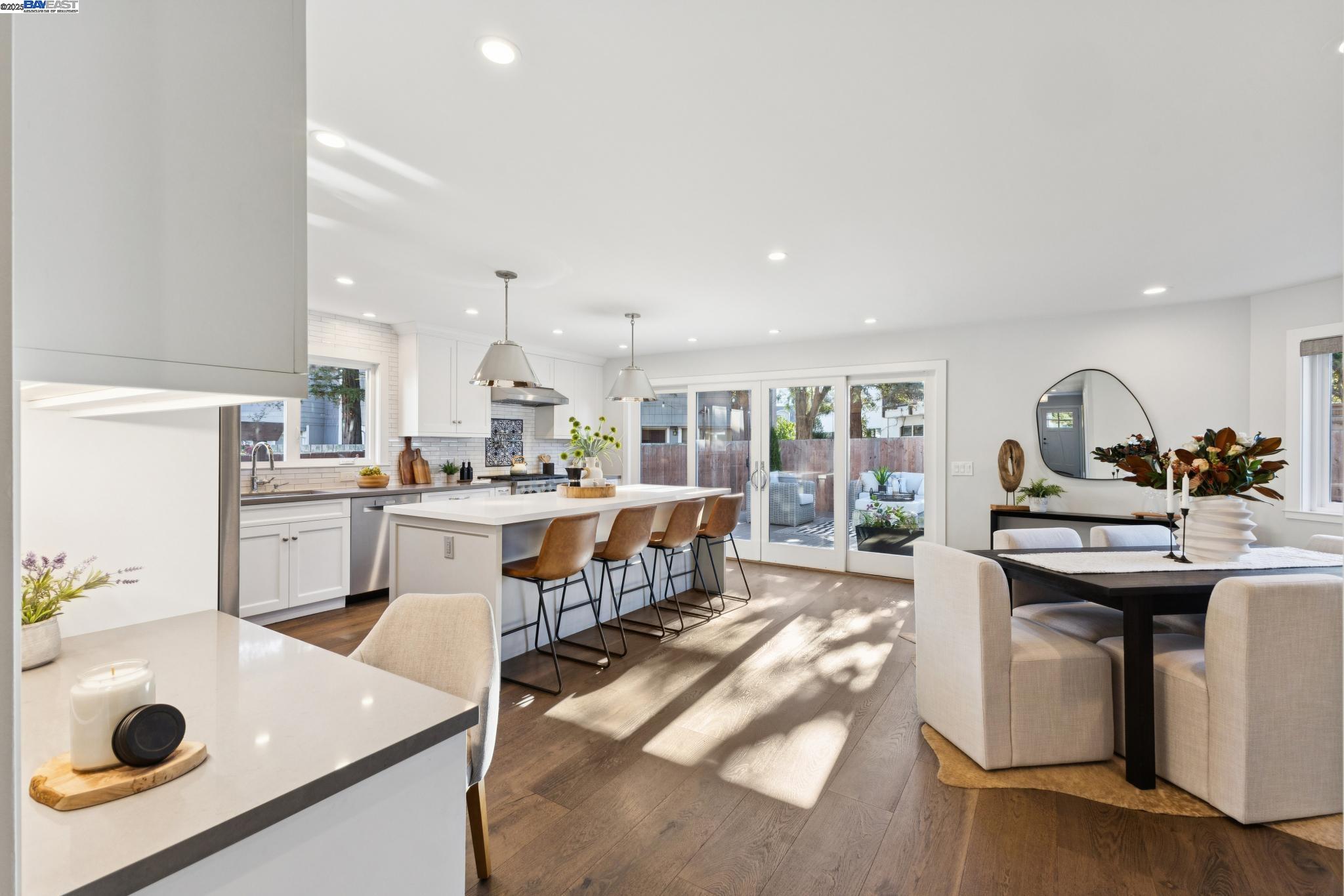 Detail Gallery Image 30 of 58 For 927 Fountain St, Alameda,  CA 94501 - 4 Beds | 3 Baths