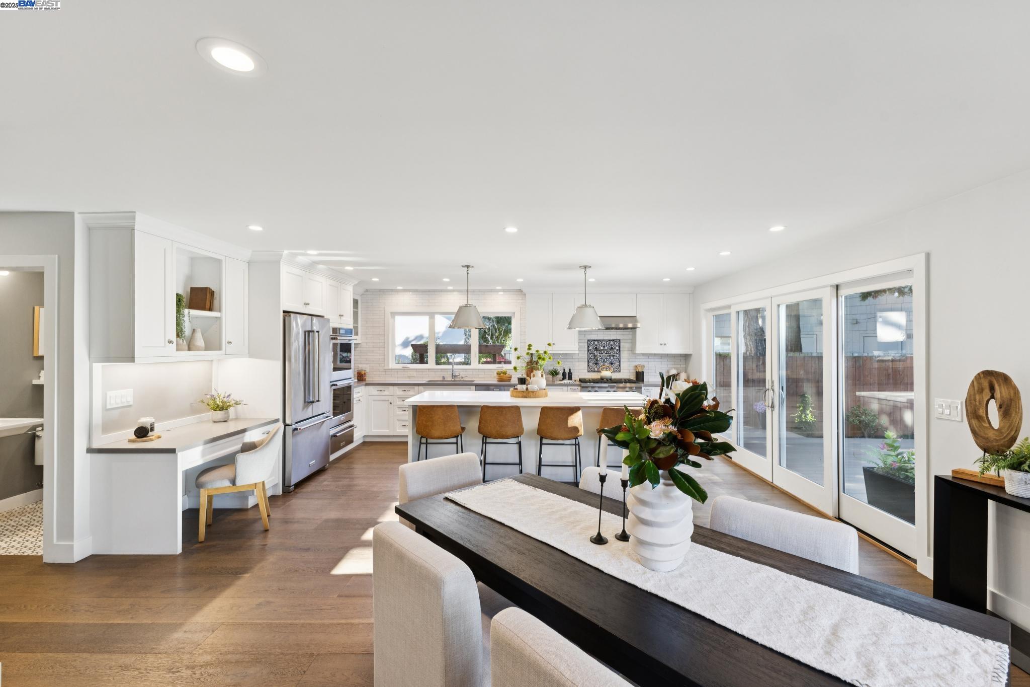 Detail Gallery Image 32 of 58 For 927 Fountain St, Alameda,  CA 94501 - 4 Beds | 3 Baths