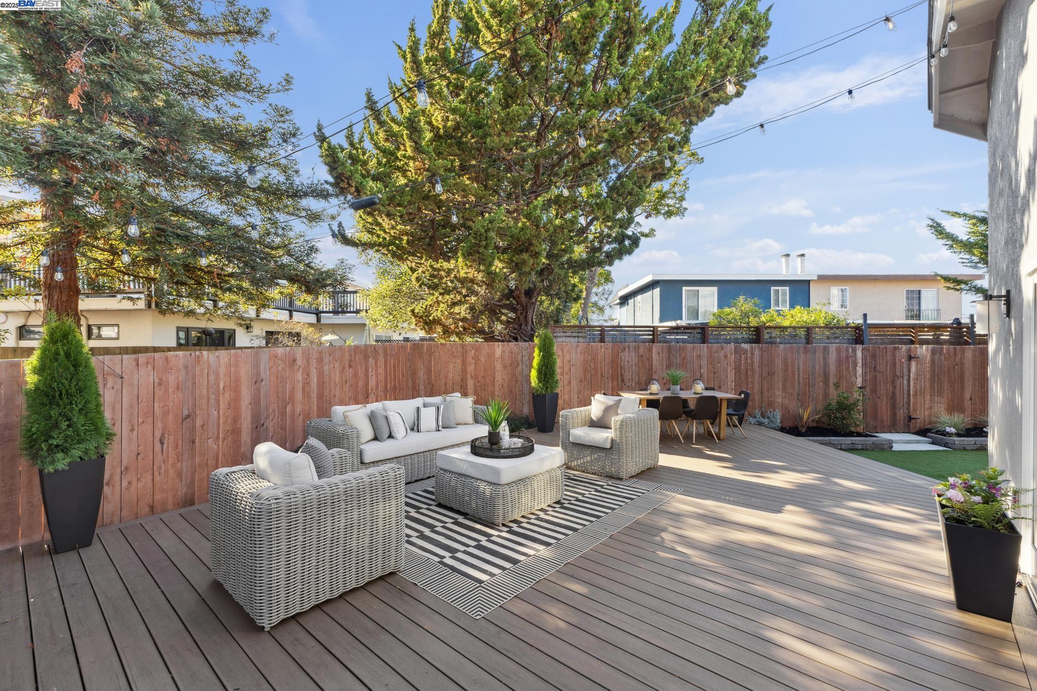 Detail Gallery Image 37 of 58 For 927 Fountain St, Alameda,  CA 94501 - 4 Beds | 3 Baths