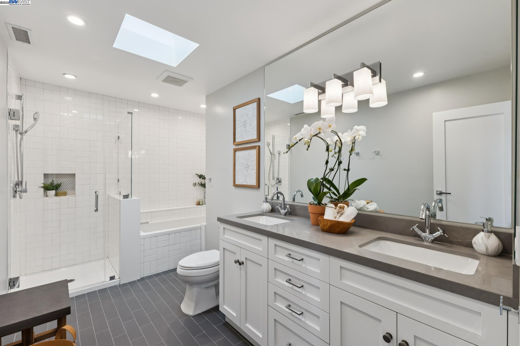 Detail Gallery Image 46 of 58 For 927 Fountain St, Alameda,  CA 94501 - 4 Beds | 3 Baths