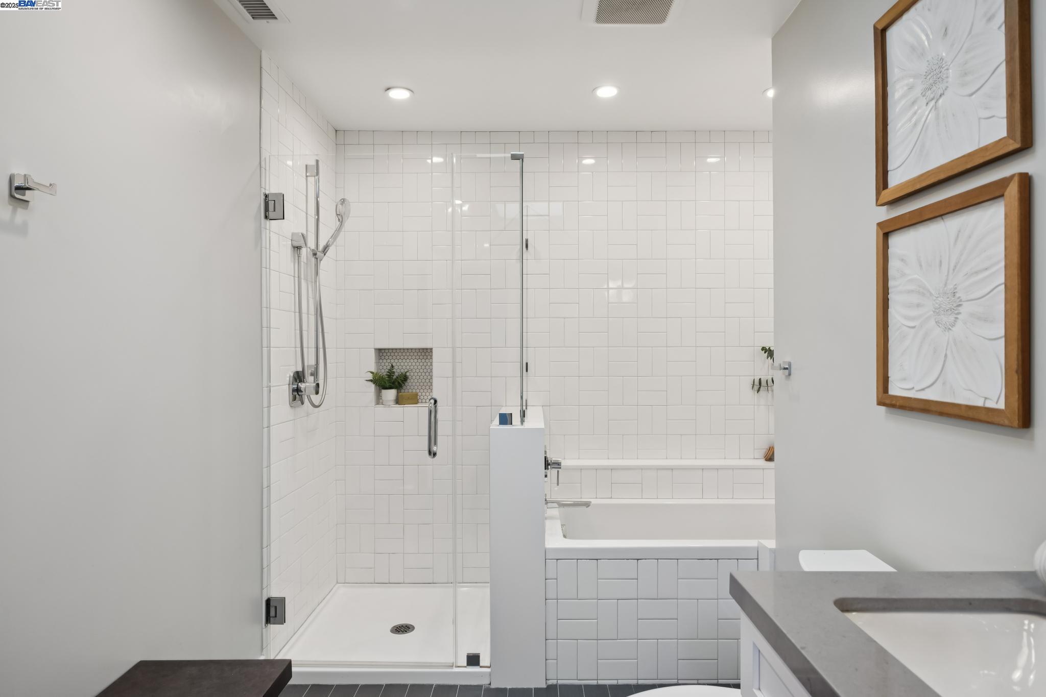 Detail Gallery Image 47 of 58 For 927 Fountain St, Alameda,  CA 94501 - 4 Beds | 3 Baths