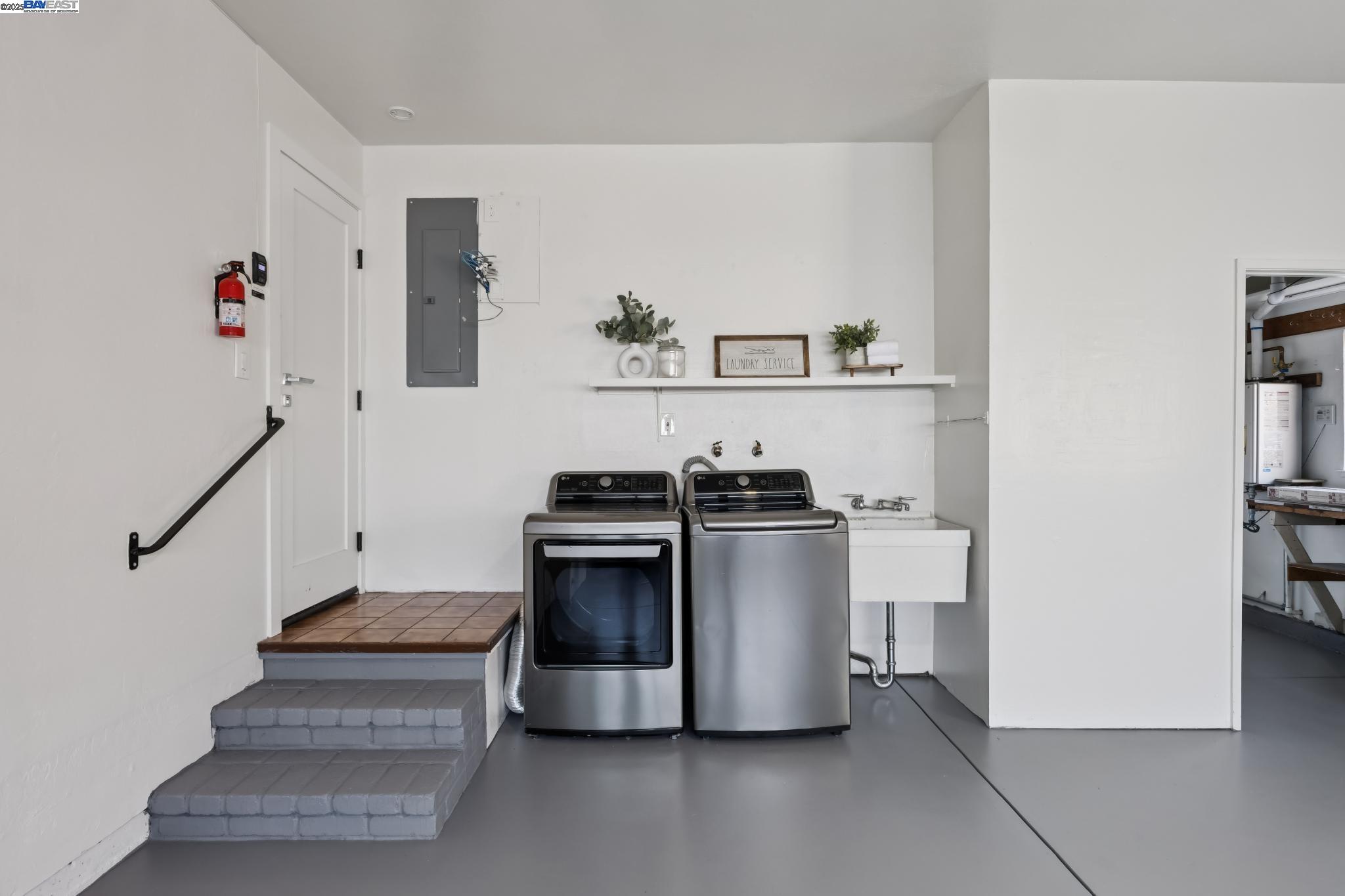 Detail Gallery Image 57 of 58 For 927 Fountain St, Alameda,  CA 94501 - 4 Beds | 3 Baths