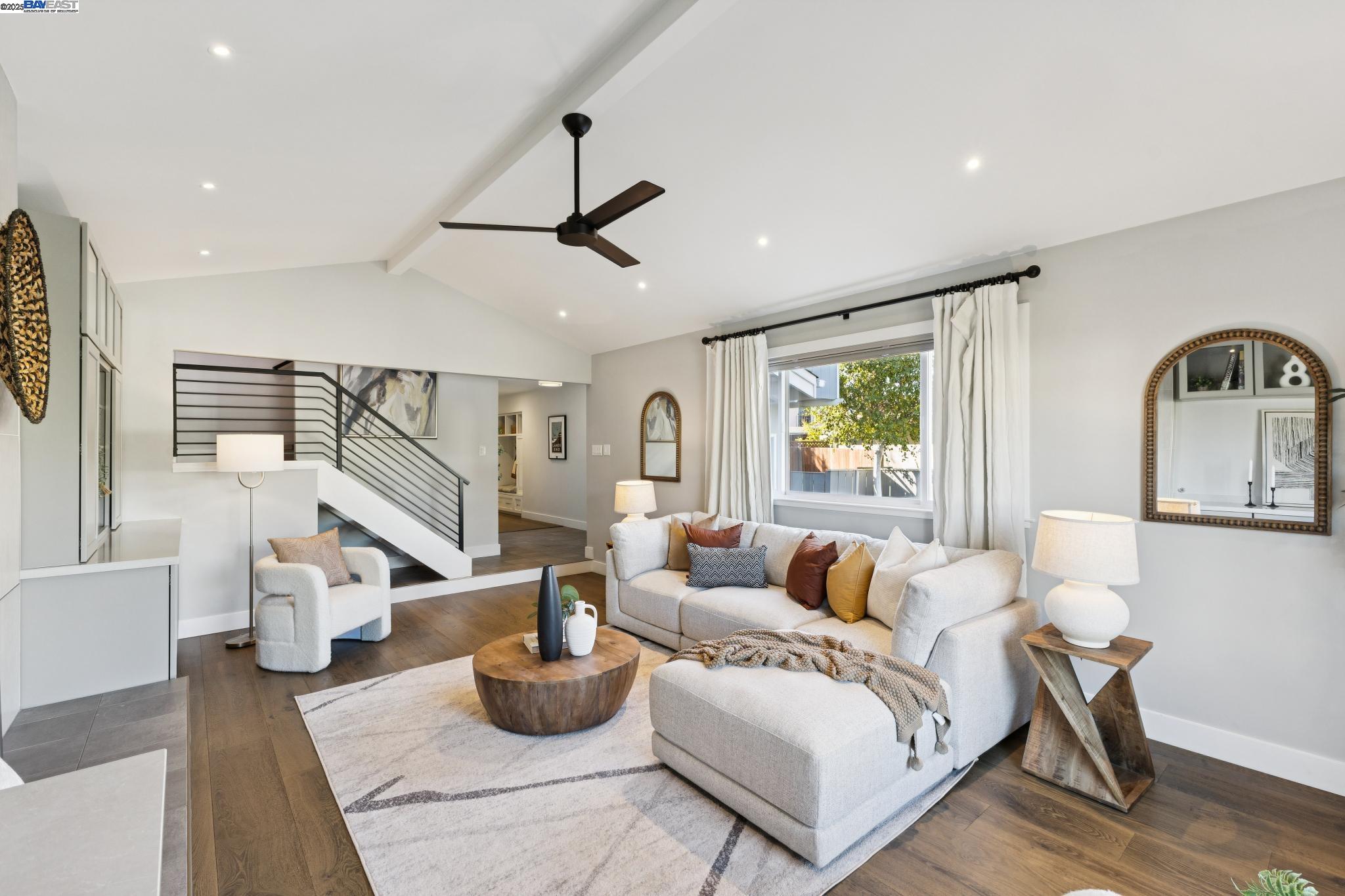 Detail Gallery Image 8 of 58 For 927 Fountain St, Alameda,  CA 94501 - 4 Beds | 3 Baths