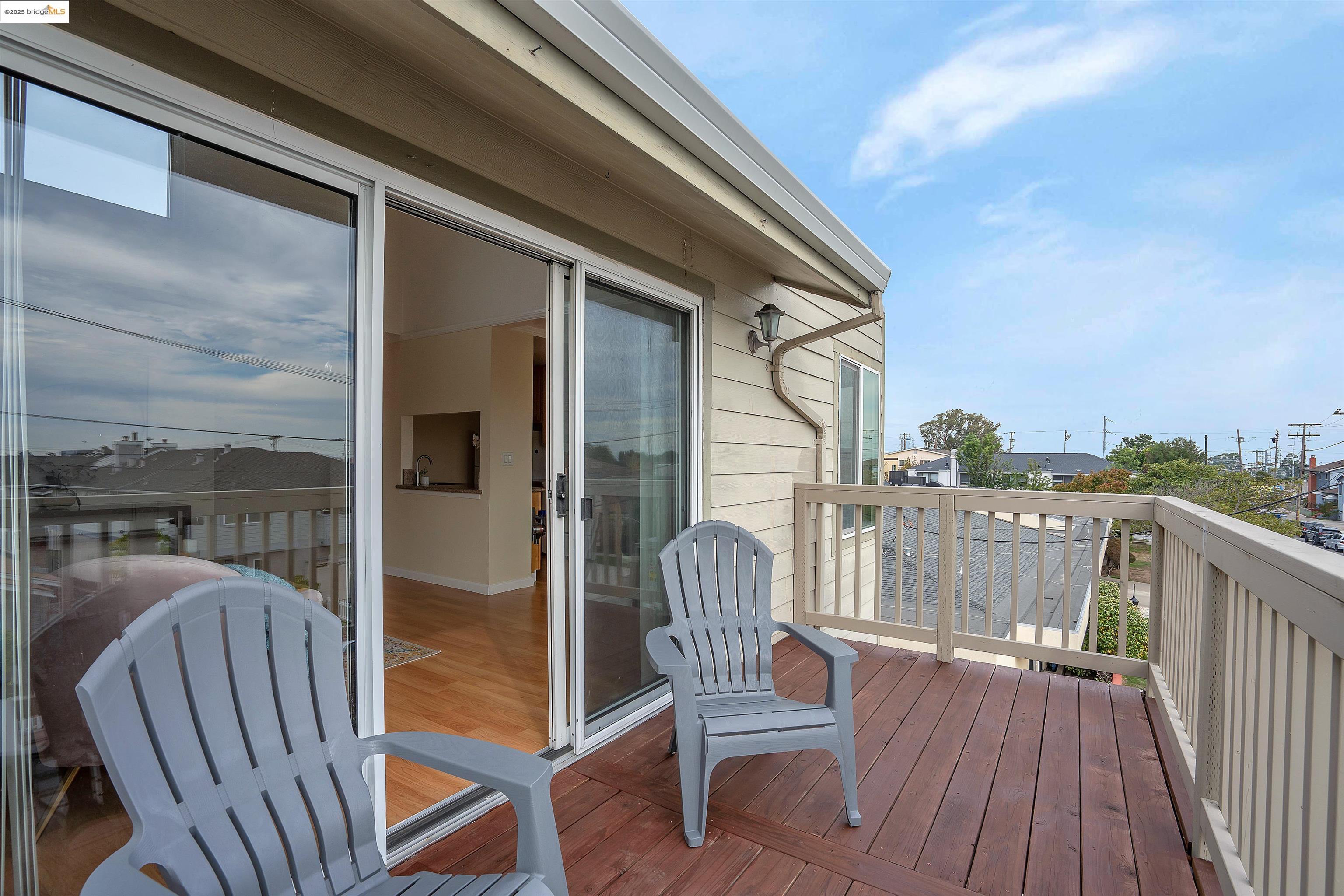 Detail Gallery Image 18 of 25 For 15 Mateo Ave #7,  Millbrae,  CA 94030 - 2 Beds | 2 Baths