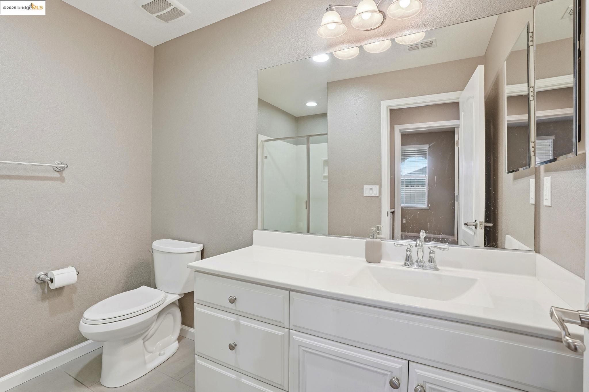 Detail Gallery Image 14 of 40 For 8047 Westport Cir, Discovery Bay,  CA 94505 - 4 Beds | 3 Baths