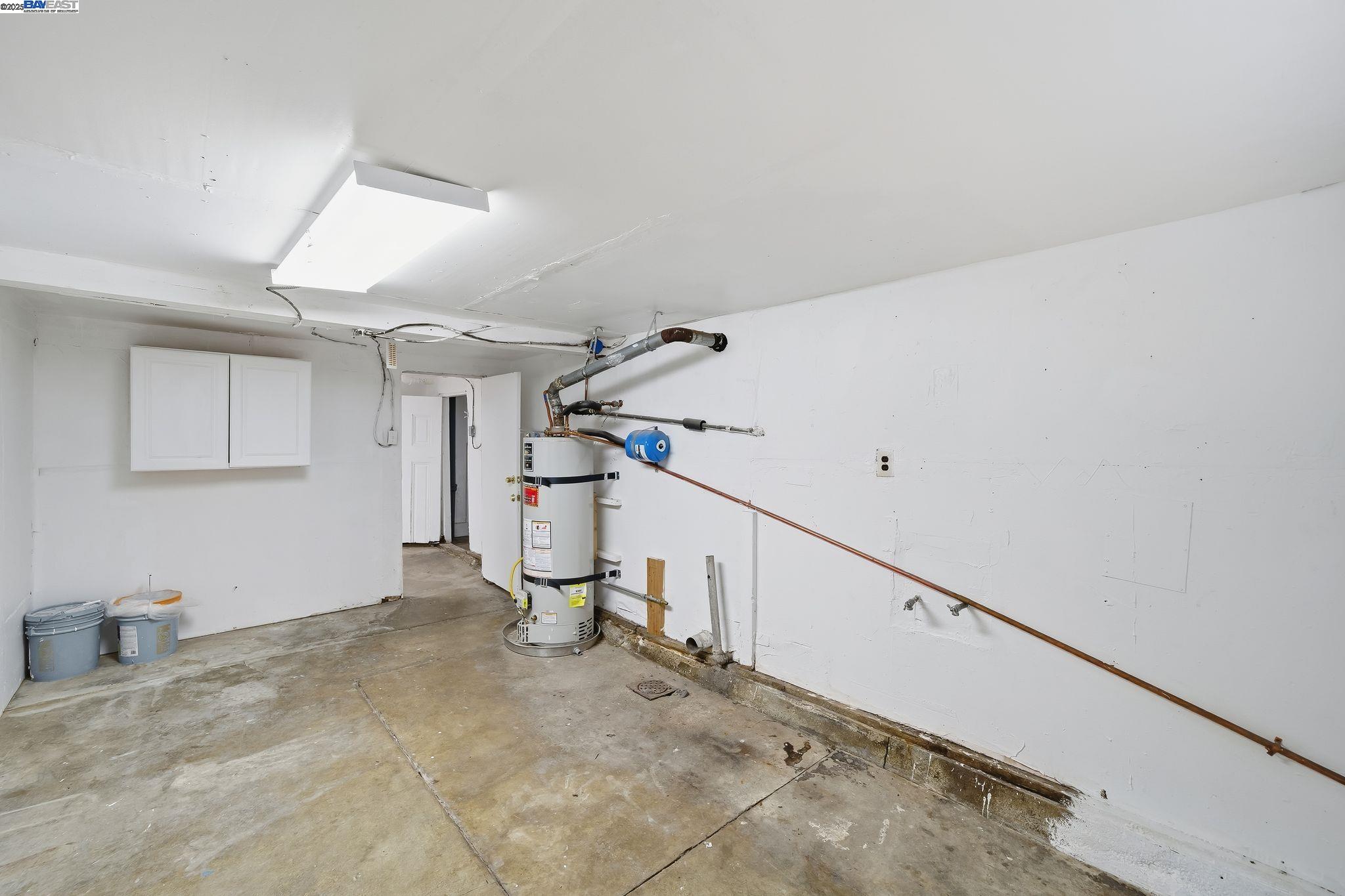 Detail Gallery Image 21 of 32 For 3237 Linden St, Oakland,  CA 94608 - 2 Beds | 1 Baths