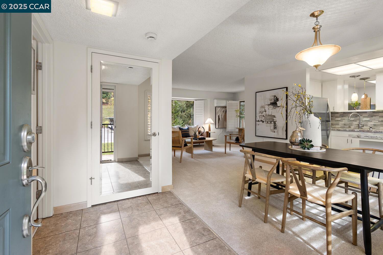 Front Image Thumbnail for CC41117334