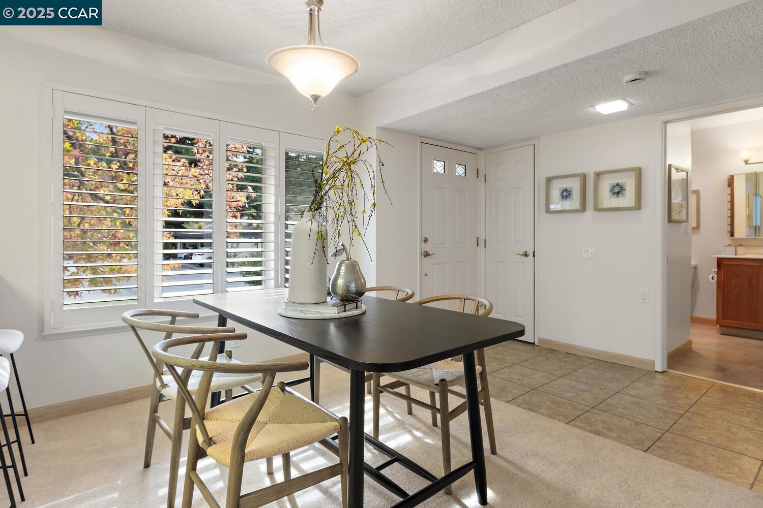 Detail Gallery Image 2 of 55 For 1501 Skycrest Dr #3,  Walnut Creek,  CA 94595 - 1 Beds | 1 Baths