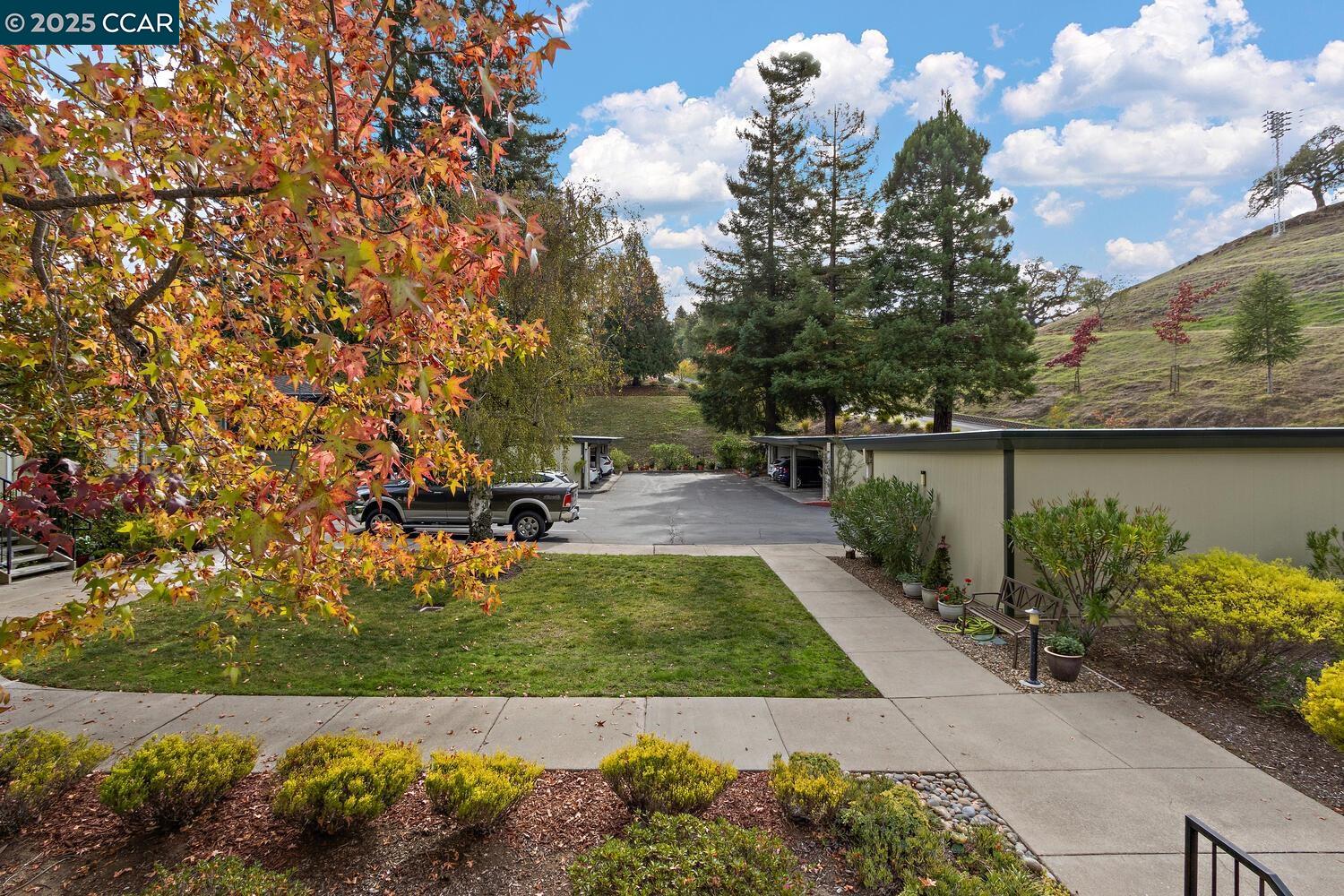 Detail Gallery Image 23 of 55 For 1501 Skycrest Dr #3,  Walnut Creek,  CA 94595 - 1 Beds | 1 Baths