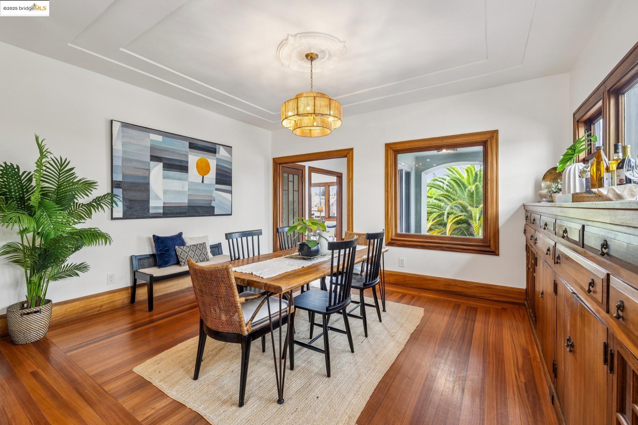 Detail Gallery Image 19 of 60 For 574 Weldon Ave, Oakland,  CA 94610 - 3 Beds | 2/1 Baths