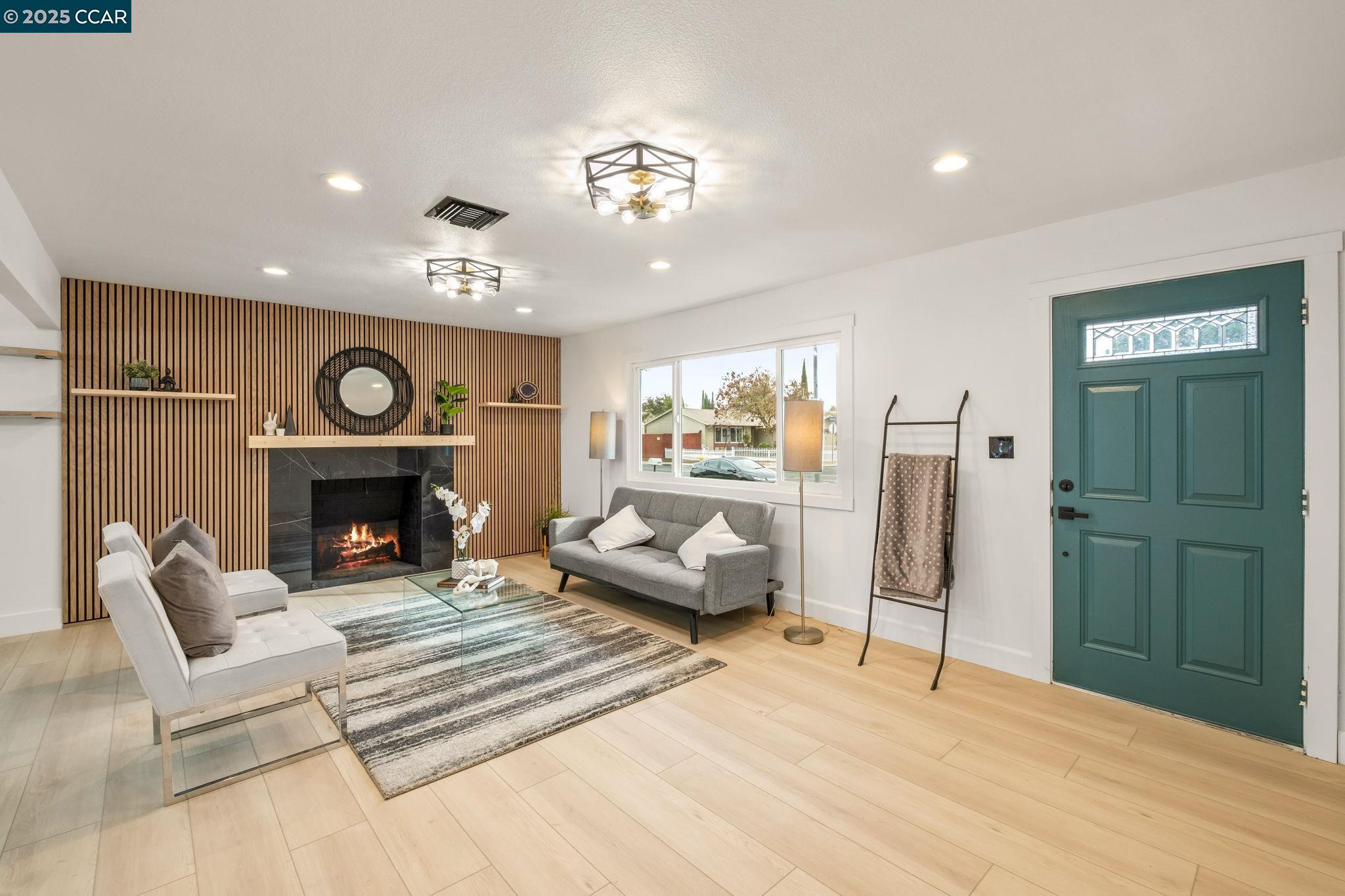 Detail Gallery Image 6 of 45 For 1633 Duncan Dr, Tracy,  CA 95376 - 4 Beds | 2 Baths