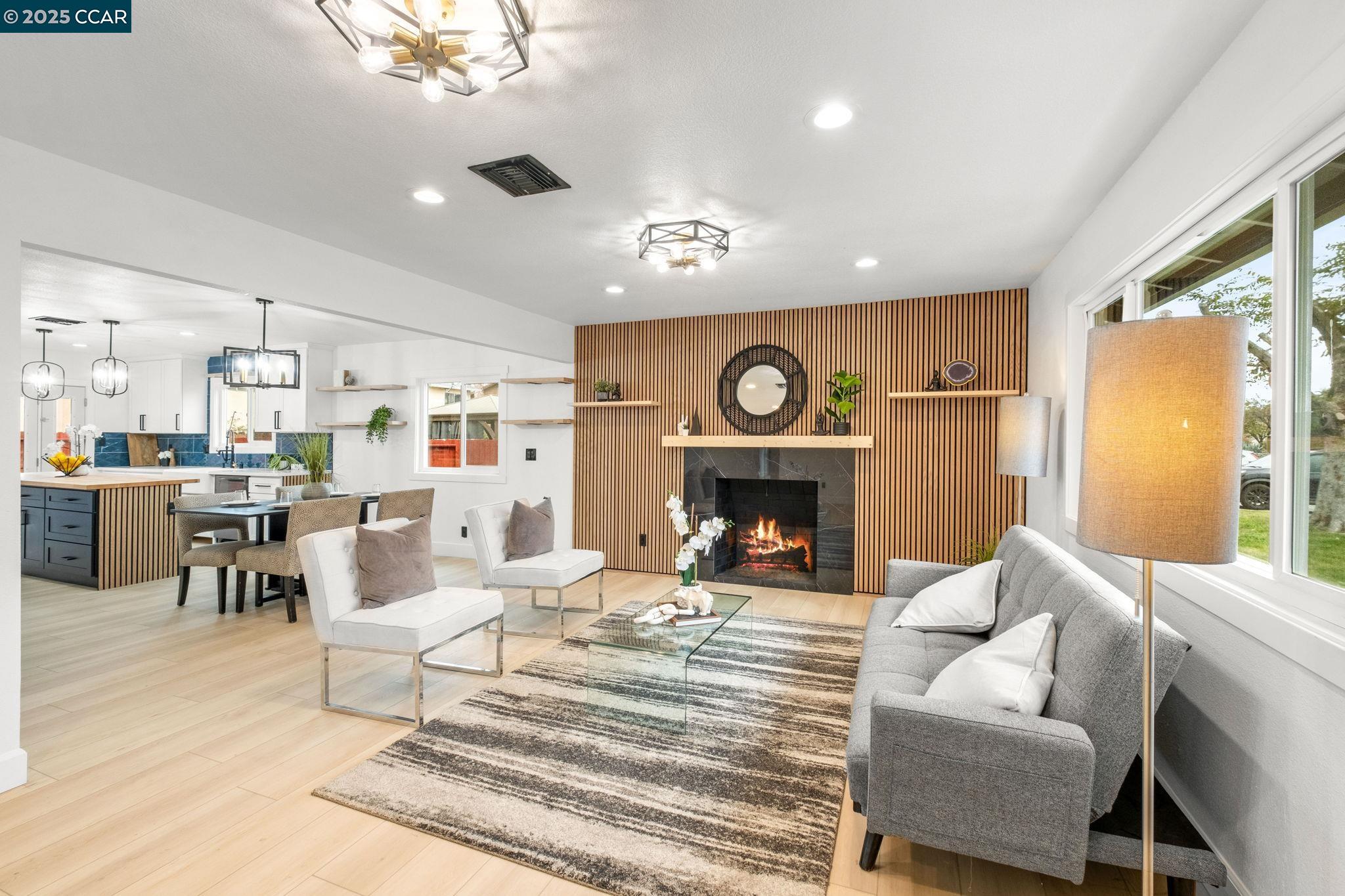 Detail Gallery Image 7 of 45 For 1633 Duncan Dr, Tracy,  CA 95376 - 4 Beds | 2 Baths