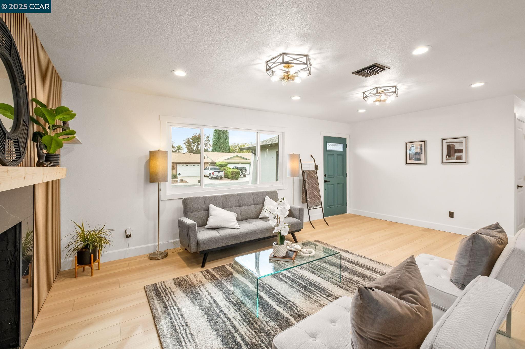 Detail Gallery Image 10 of 45 For 1633 Duncan Dr, Tracy,  CA 95376 - 4 Beds | 2 Baths