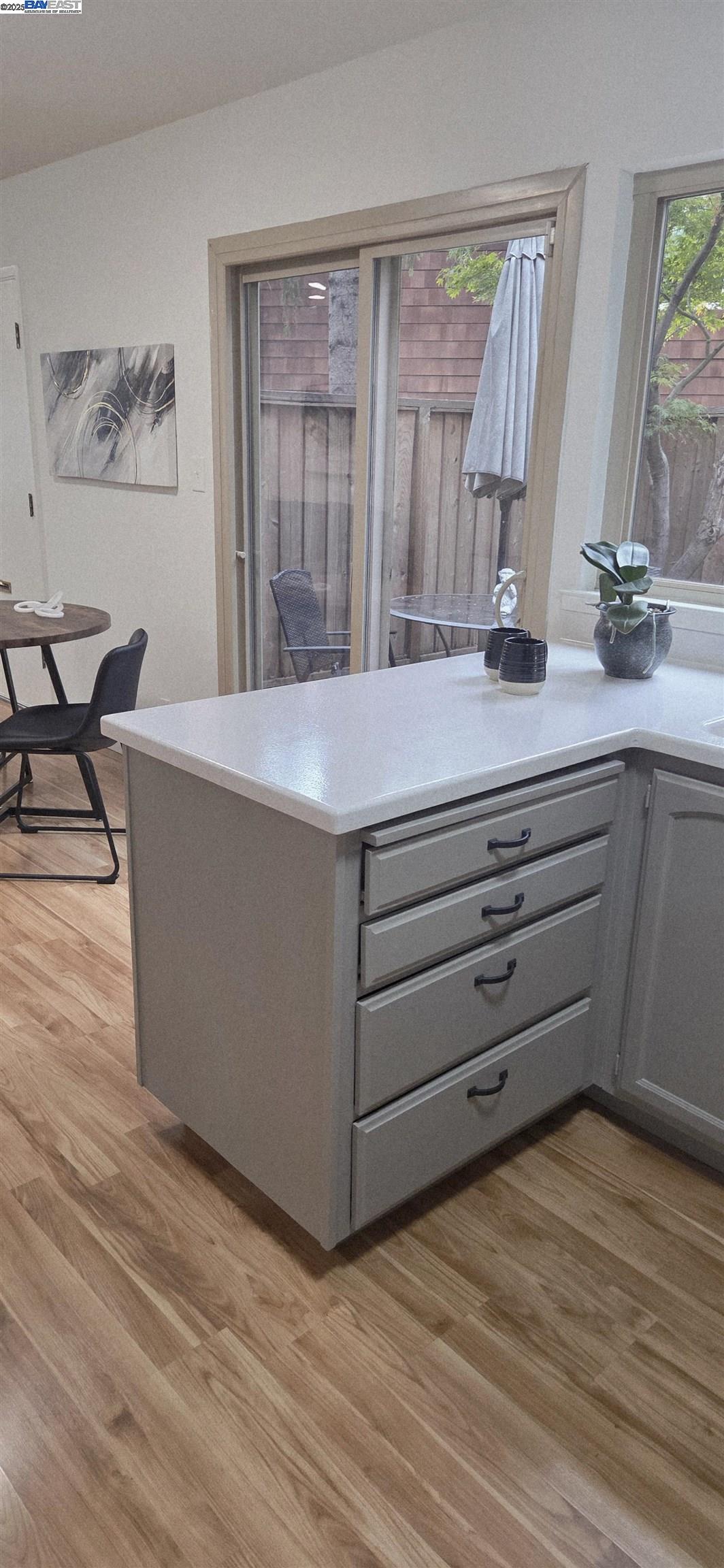 Detail Gallery Image 19 of 46 For 4119 Ravenwood Pl, Castro Valley,  CA 94546 - 2 Beds | 1 Baths