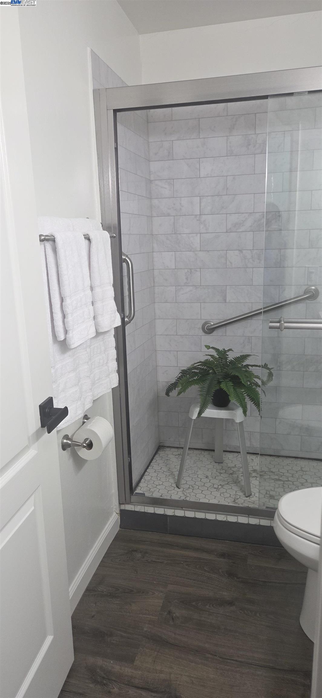 Detail Gallery Image 32 of 46 For 4119 Ravenwood Pl, Castro Valley,  CA 94546 - 2 Beds | 1 Baths