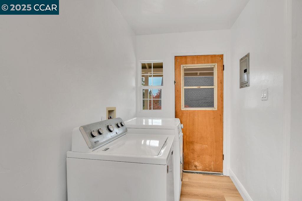 Detail Gallery Image 12 of 24 For 1830 Pine Street, Martinez,  CA 94553 - 3 Beds | 1 Baths