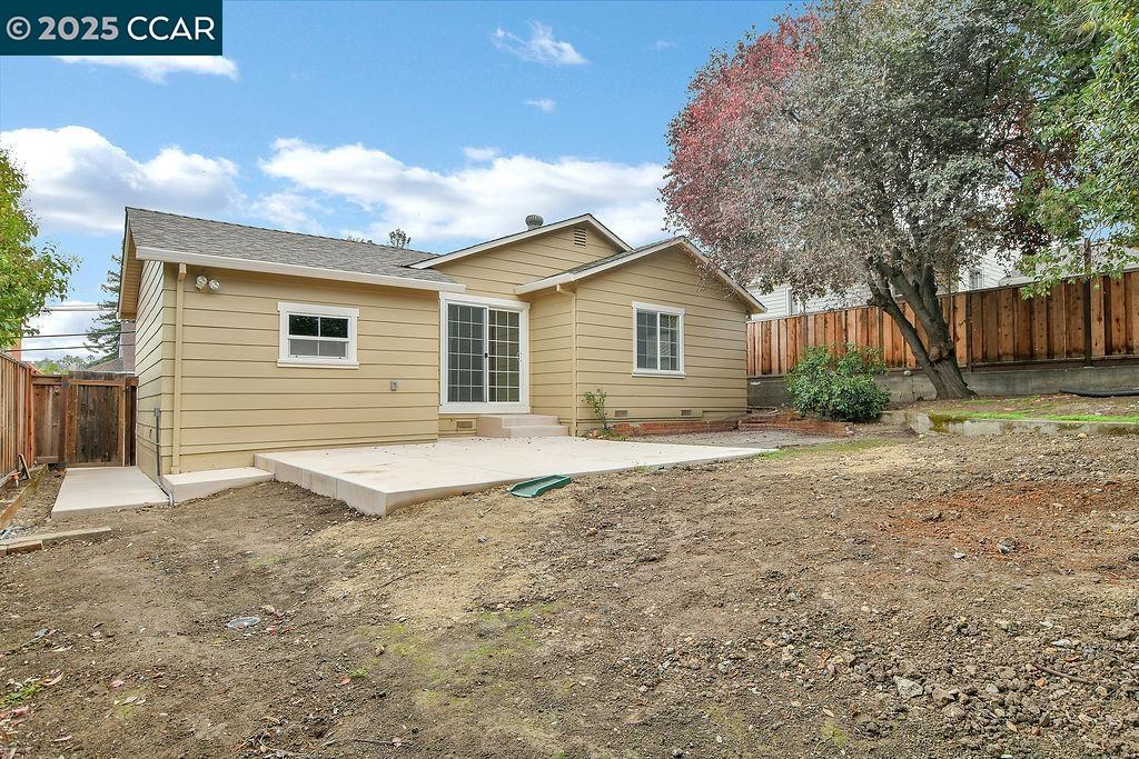 Detail Gallery Image 20 of 24 For 1830 Pine Street, Martinez,  CA 94553 - 3 Beds | 1 Baths