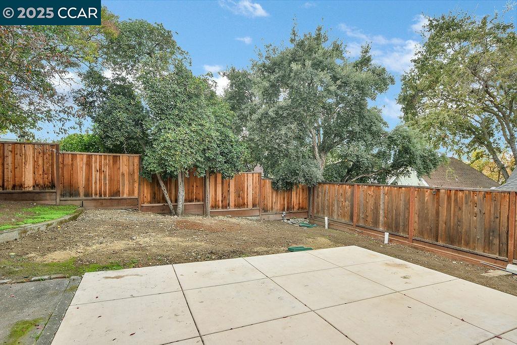 Detail Gallery Image 21 of 24 For 1830 Pine Street, Martinez,  CA 94553 - 3 Beds | 1 Baths