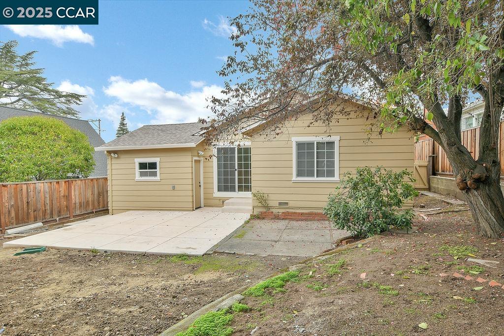 Detail Gallery Image 23 of 24 For 1830 Pine Street, Martinez,  CA 94553 - 3 Beds | 1 Baths