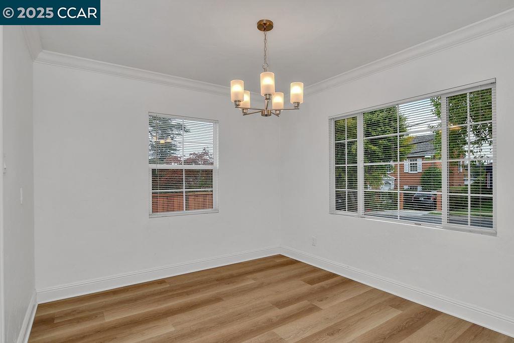 Detail Gallery Image 7 of 24 For 1830 Pine Street, Martinez,  CA 94553 - 3 Beds | 1 Baths