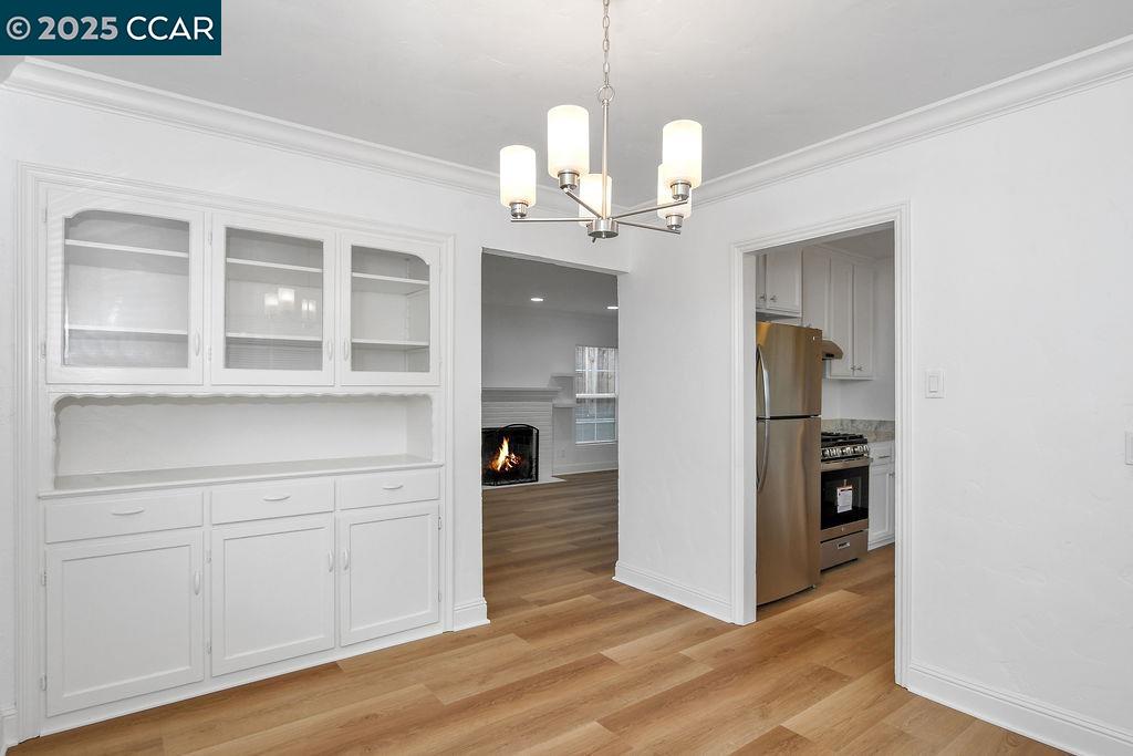 Detail Gallery Image 8 of 24 For 1830 Pine Street, Martinez,  CA 94553 - 3 Beds | 1 Baths