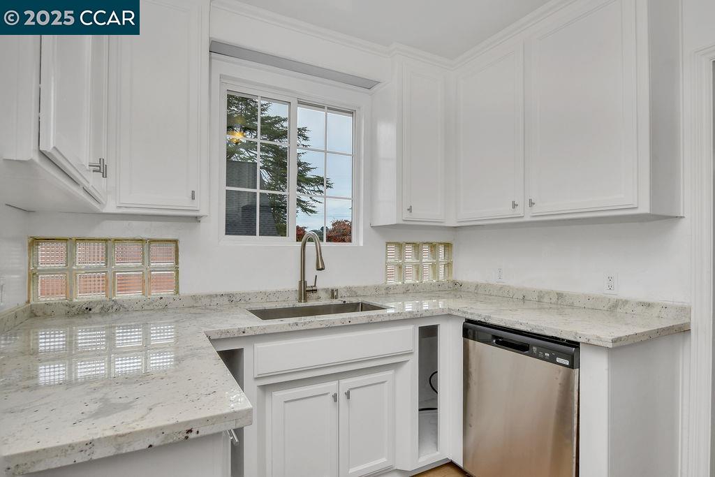 Detail Gallery Image 10 of 24 For 1830 Pine Street, Martinez,  CA 94553 - 3 Beds | 1 Baths