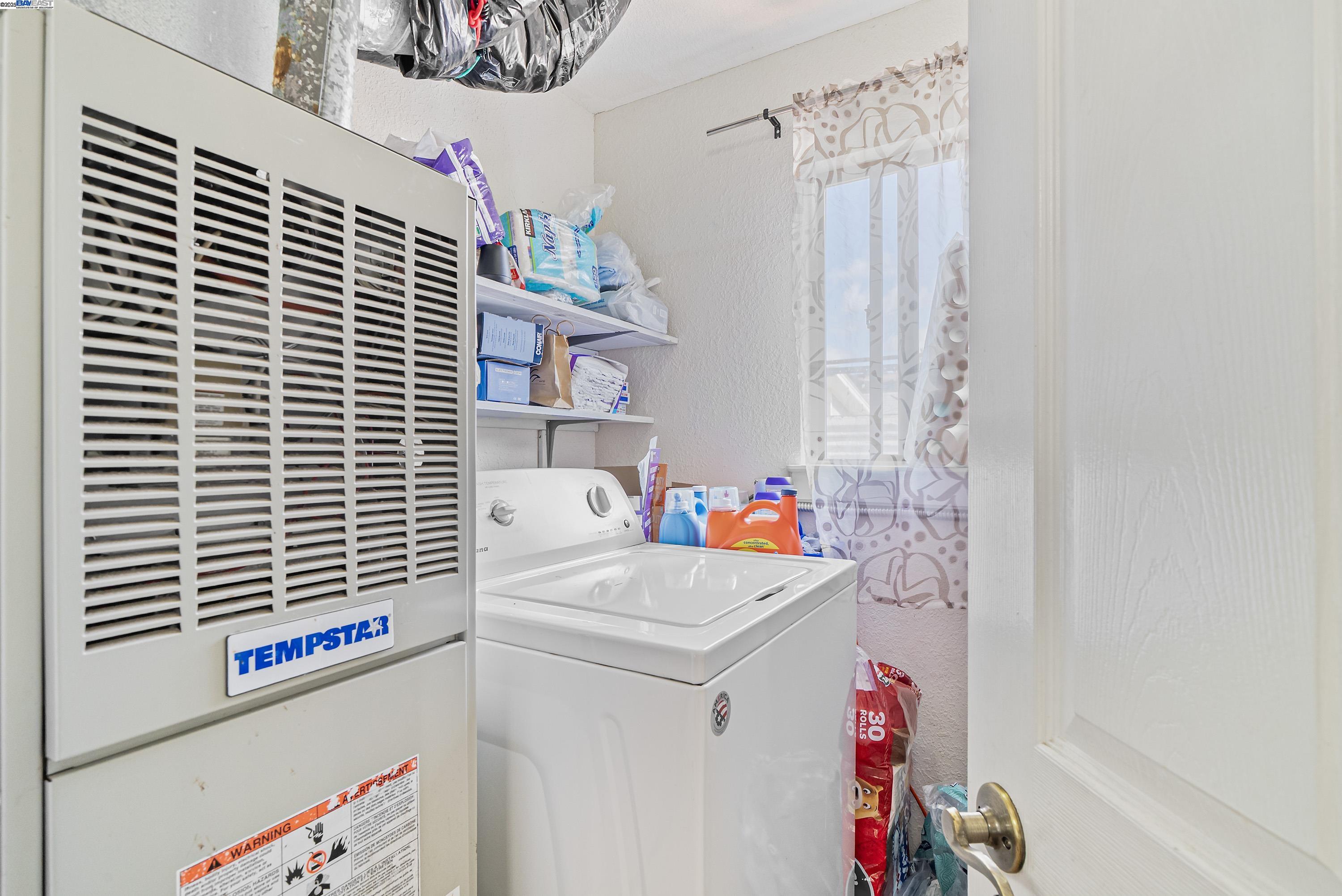 Detail Gallery Image 40 of 54 For 937 Helen Ave, San Leandro,  CA 94577 - 5 Beds | 3 Baths