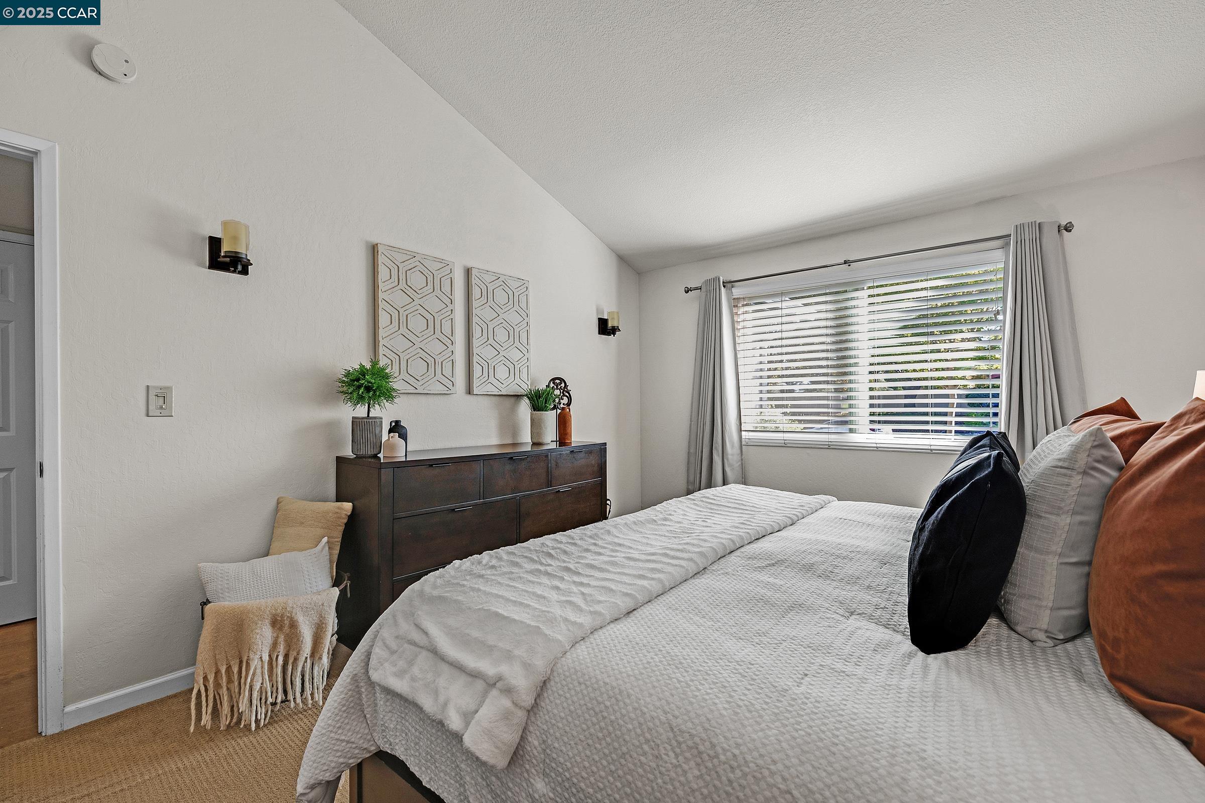 Detail Gallery Image 21 of 41 For 3716 Mesa Vista Dr, San Ramon,  CA 94583 - 3 Beds | 2 Baths
