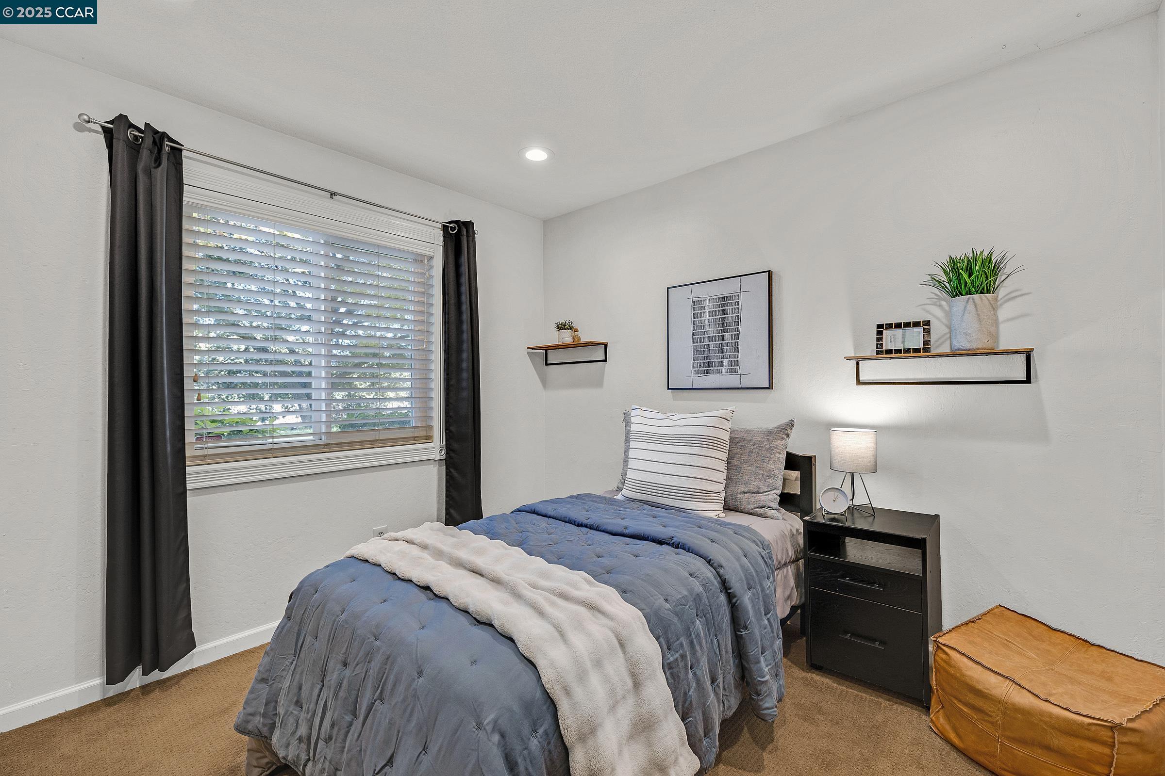 Detail Gallery Image 25 of 41 For 3716 Mesa Vista Dr, San Ramon,  CA 94583 - 3 Beds | 2 Baths