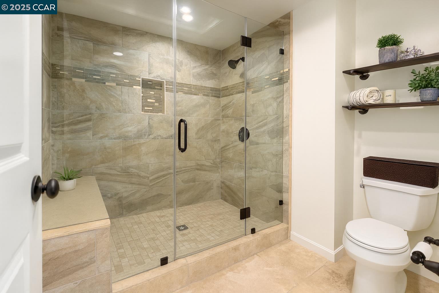 Photo #9: 41117351 Listing: Photo #9