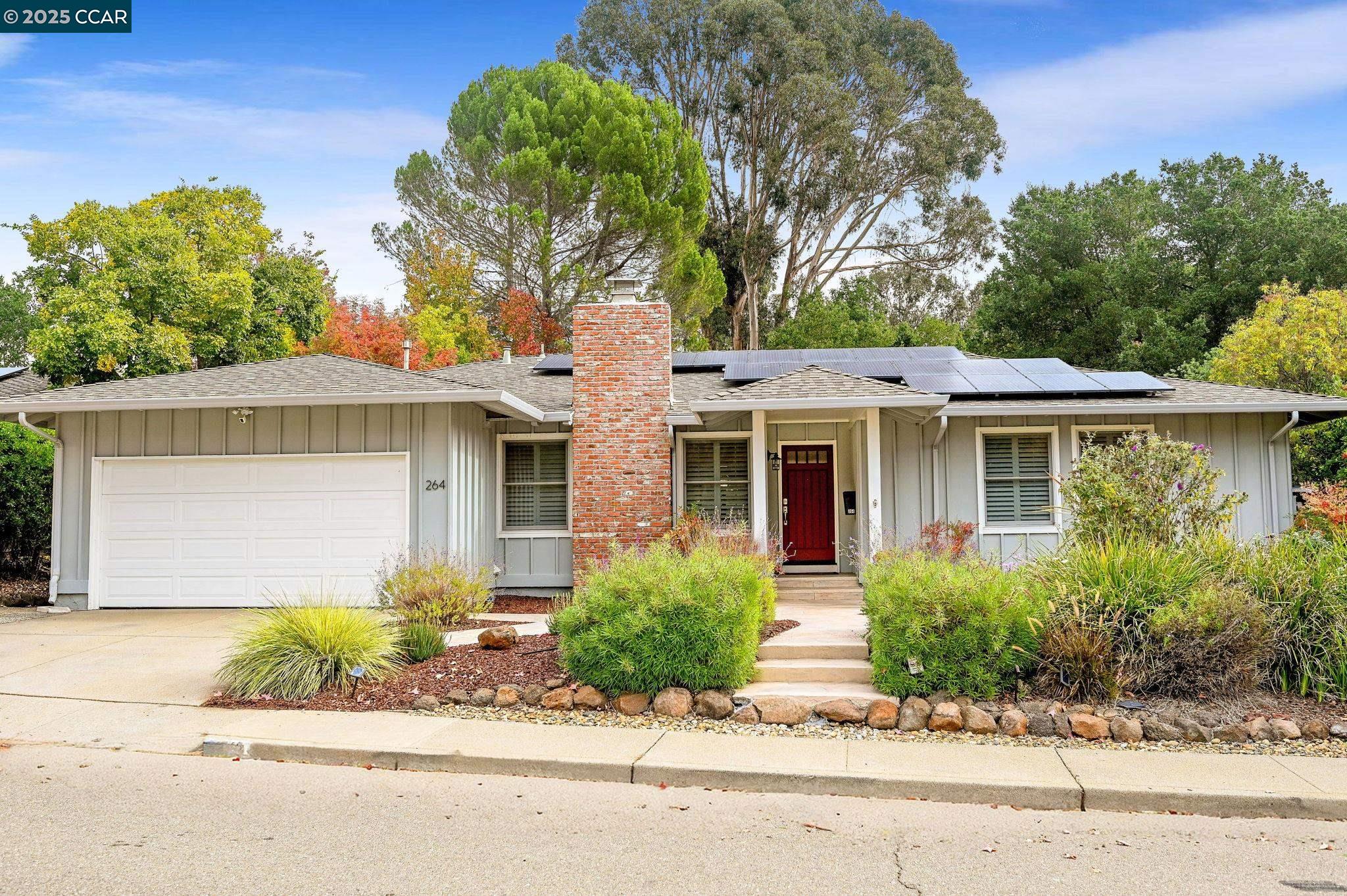 Front Image Thumbnail for CC41117355