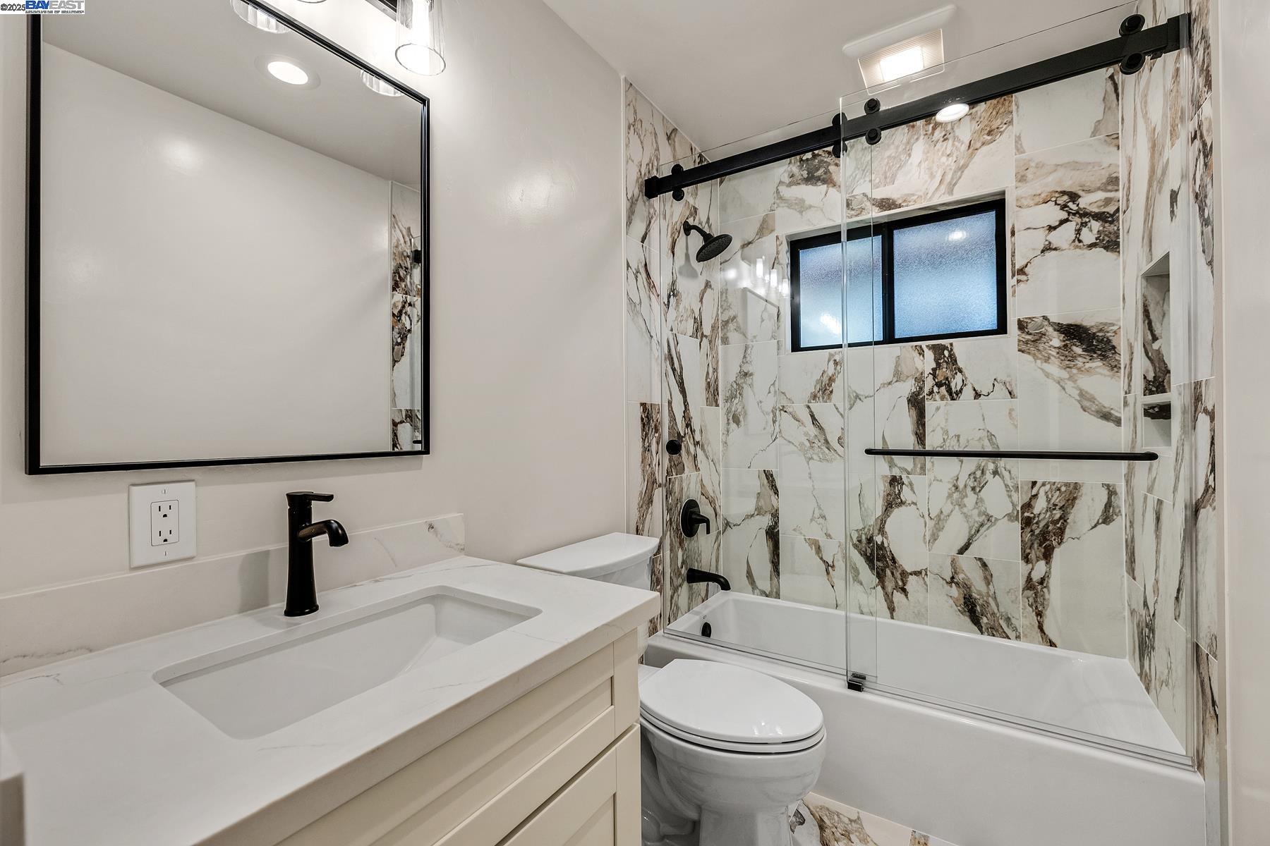 Detail Gallery Image 21 of 30 For 41422 Beatrice St, Fremont,  CA 94539 - 4 Beds | 3 Baths