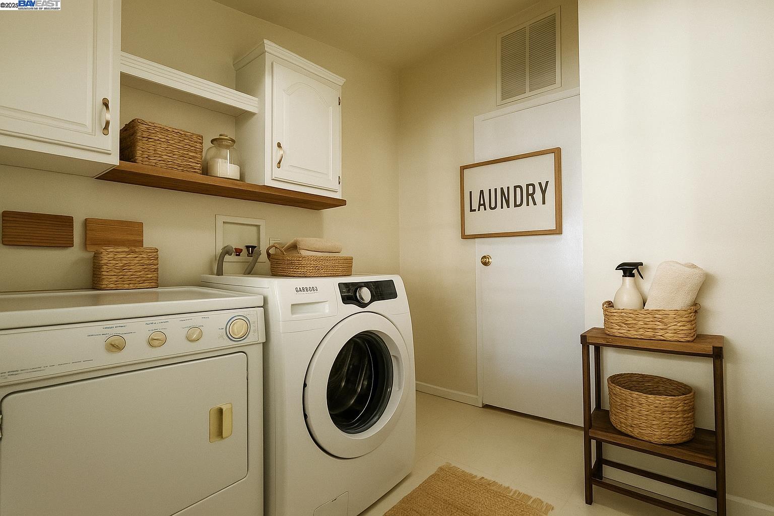 Detail Gallery Image 9 of 9 For 600 E Weddell Dr #9,  Sunnyvale,  CA 94086 - 3 Beds | 2 Baths