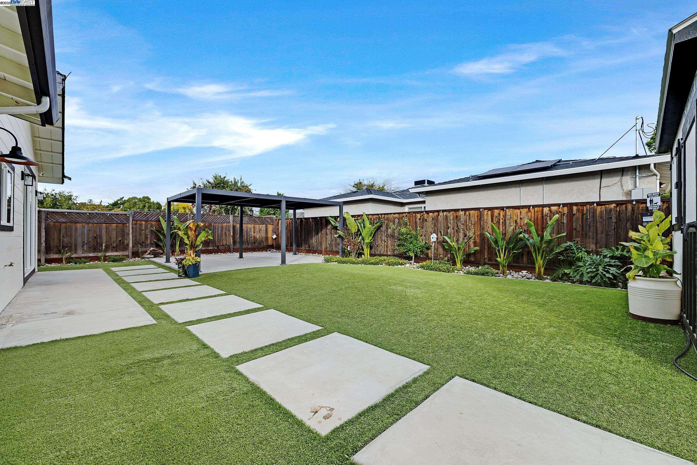 Detail Gallery Image 37 of 43 For 3912 Yale Way, Livermore,  CA 94550 - 4 Beds | 2/1 Baths