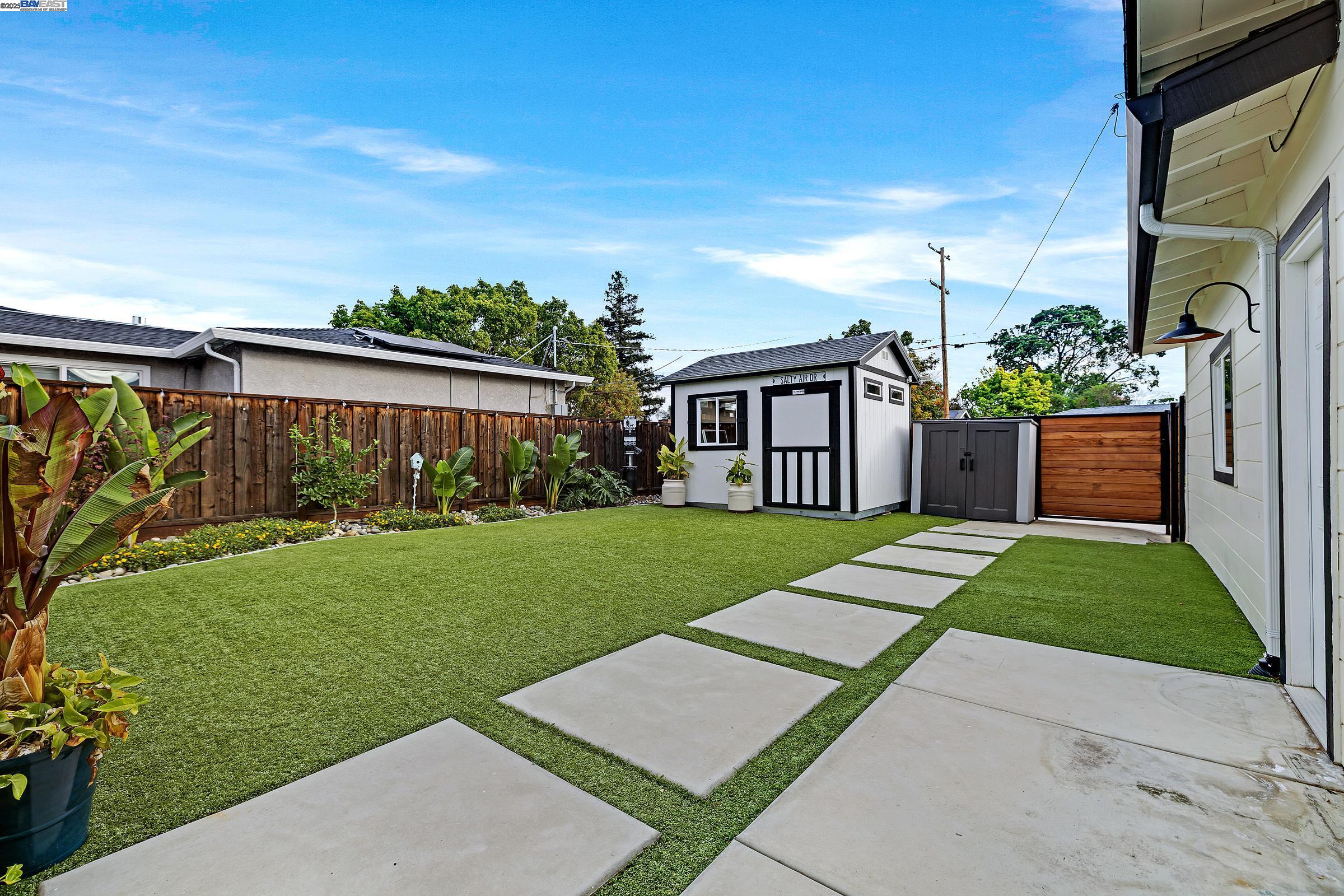 Detail Gallery Image 39 of 43 For 3912 Yale Way, Livermore,  CA 94550 - 4 Beds | 2/1 Baths