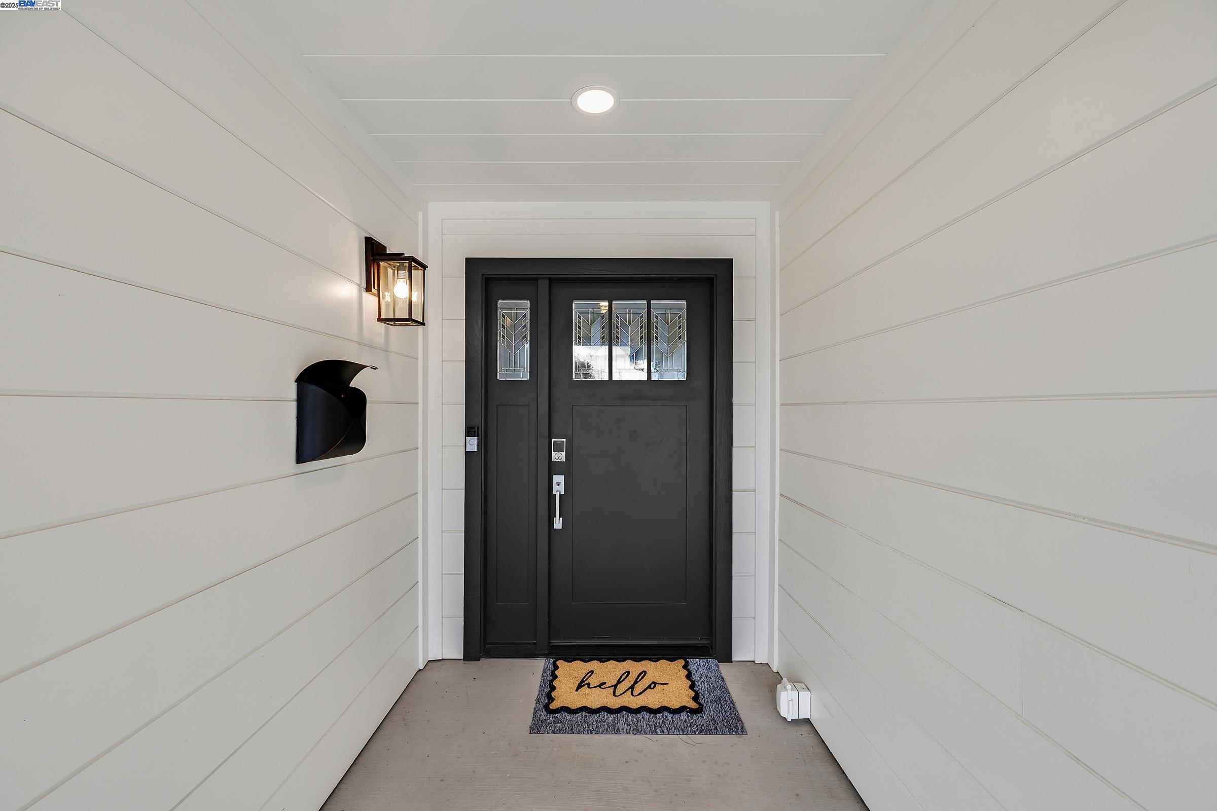 Detail Gallery Image 5 of 43 For 3912 Yale Way, Livermore,  CA 94550 - 4 Beds | 2/1 Baths